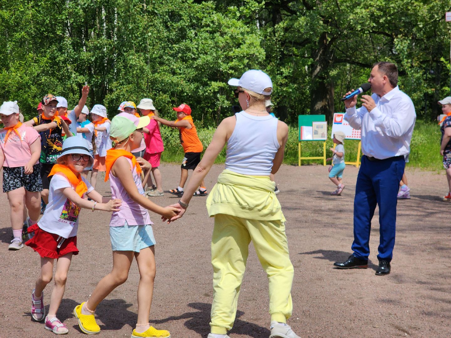 фрязино, день семьи любви и верности, концерт в парке, летний детский лагерь,