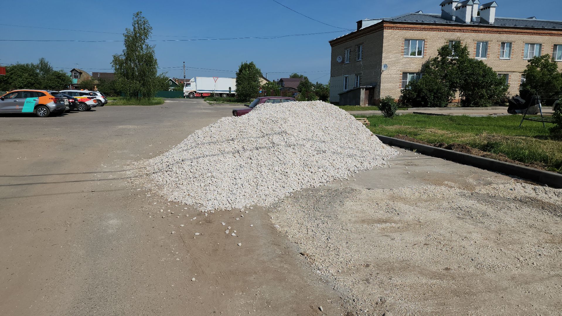 щёлково, благоустройство двора, новые дорожки, Деревенский двор,