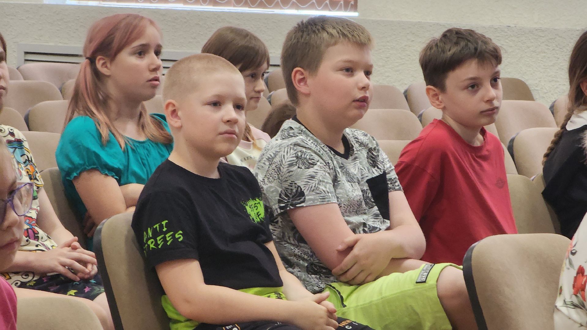 Танцы, Флешмоб, Лобня, закрытие летнего лагеря, летний лагерь,