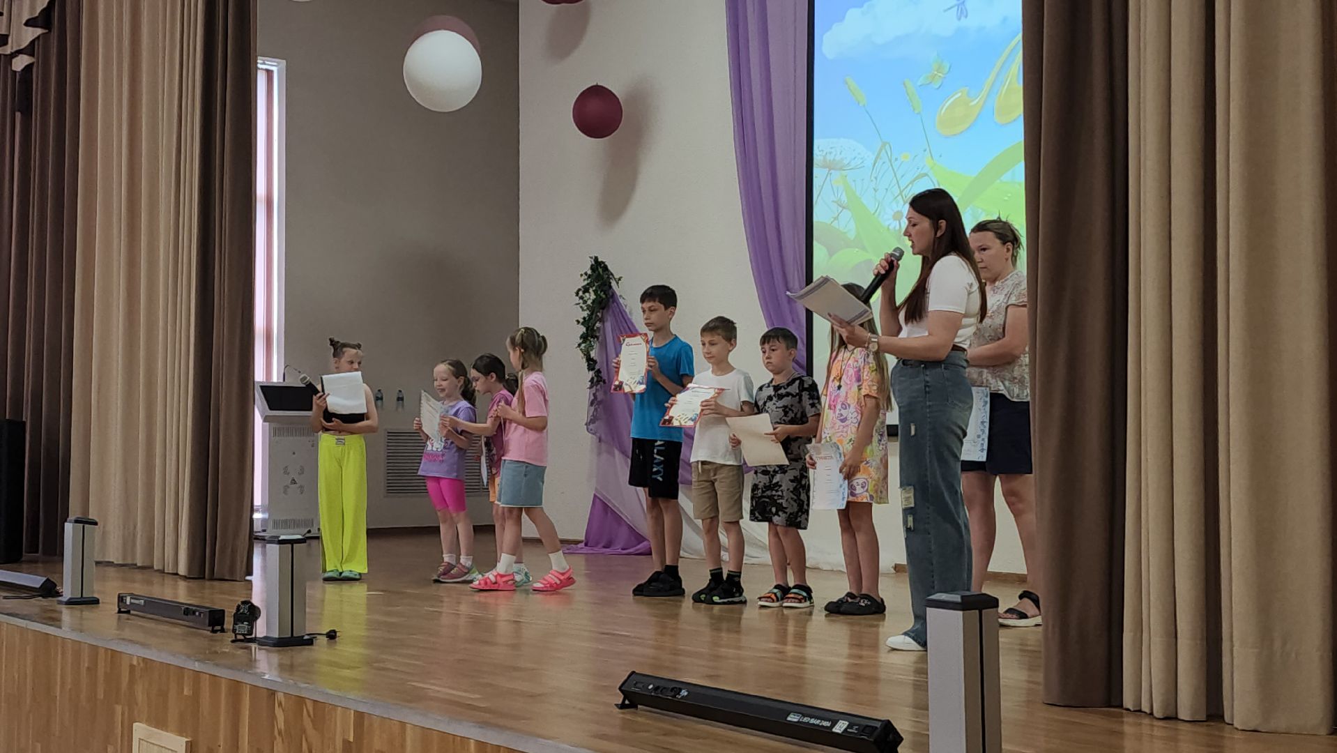 Танцы, Флешмоб, Лобня, закрытие летнего лагеря, летний лагерь,