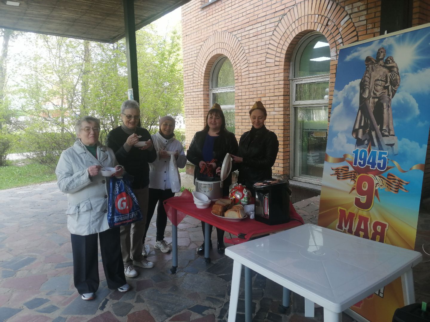 Протвино, День Победы, 9 мая, полевая кухня, солдатская каша, библиотека