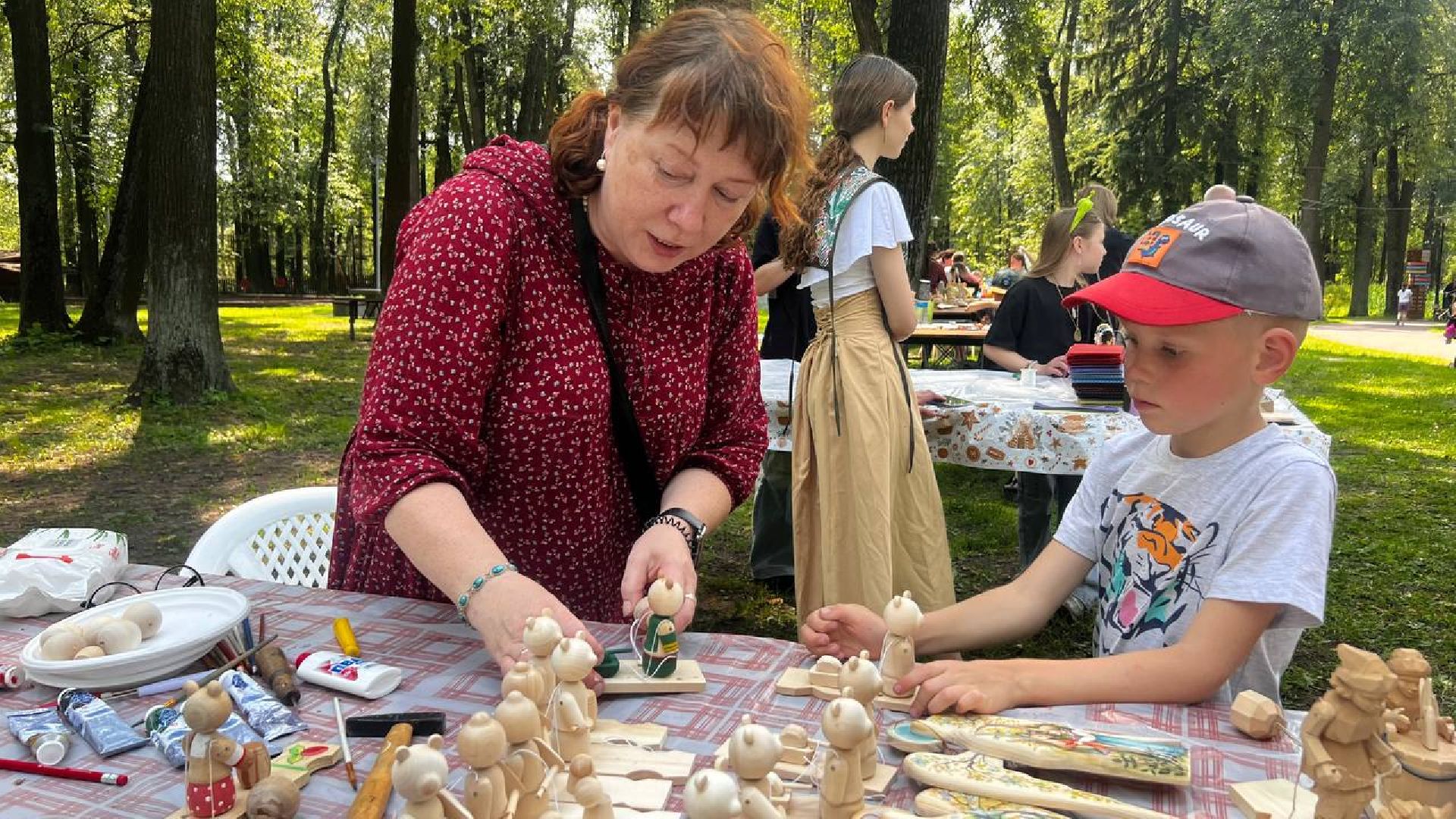 сергиев посад, скитские пруды, день семьи любви и верности, парад семей,
