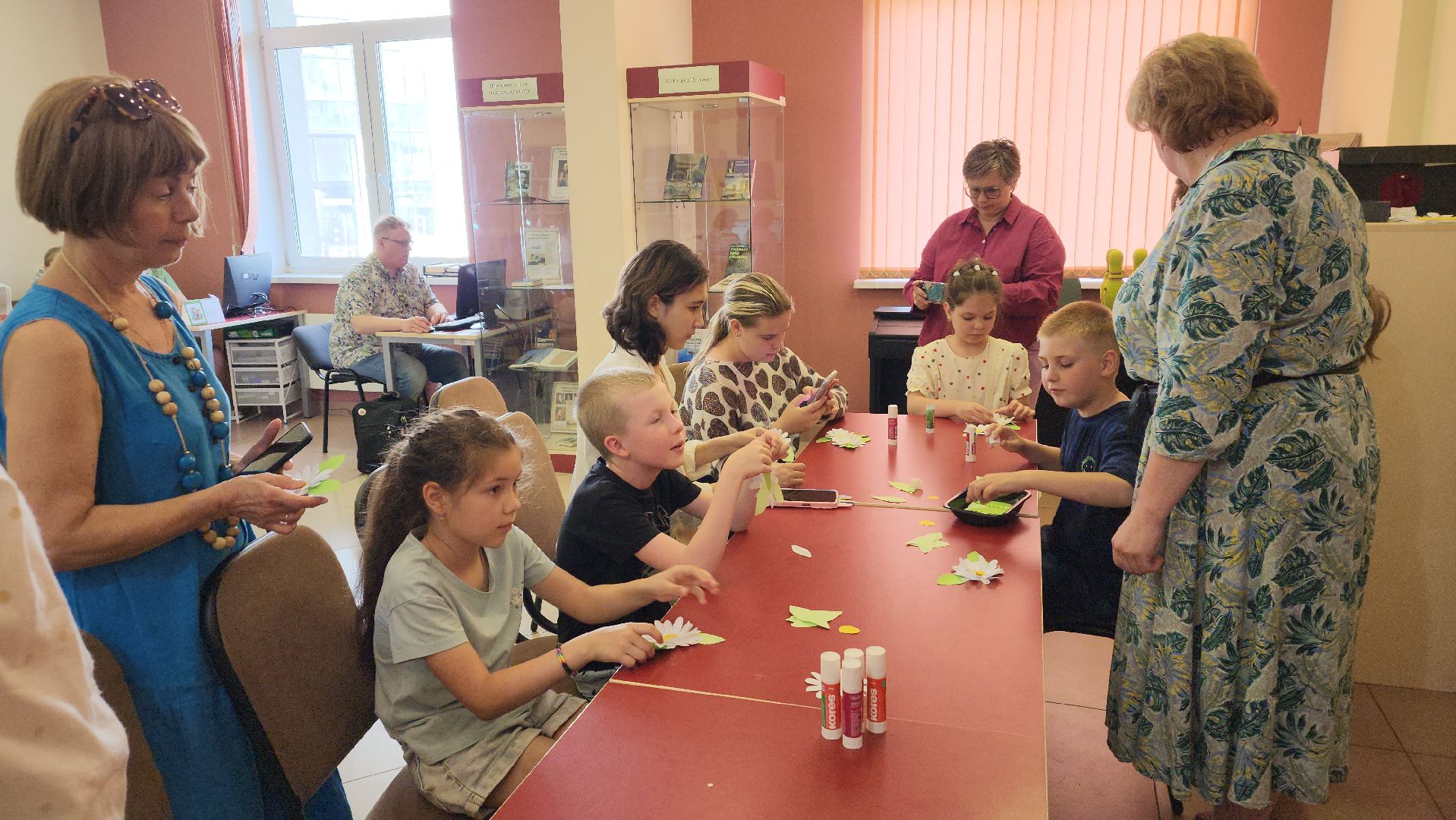 вертикалки, пушкино, библиотека, день семьи любви и верности, семейные ценности,викторина, викторина для детей,ромашка, мастер-класс,
