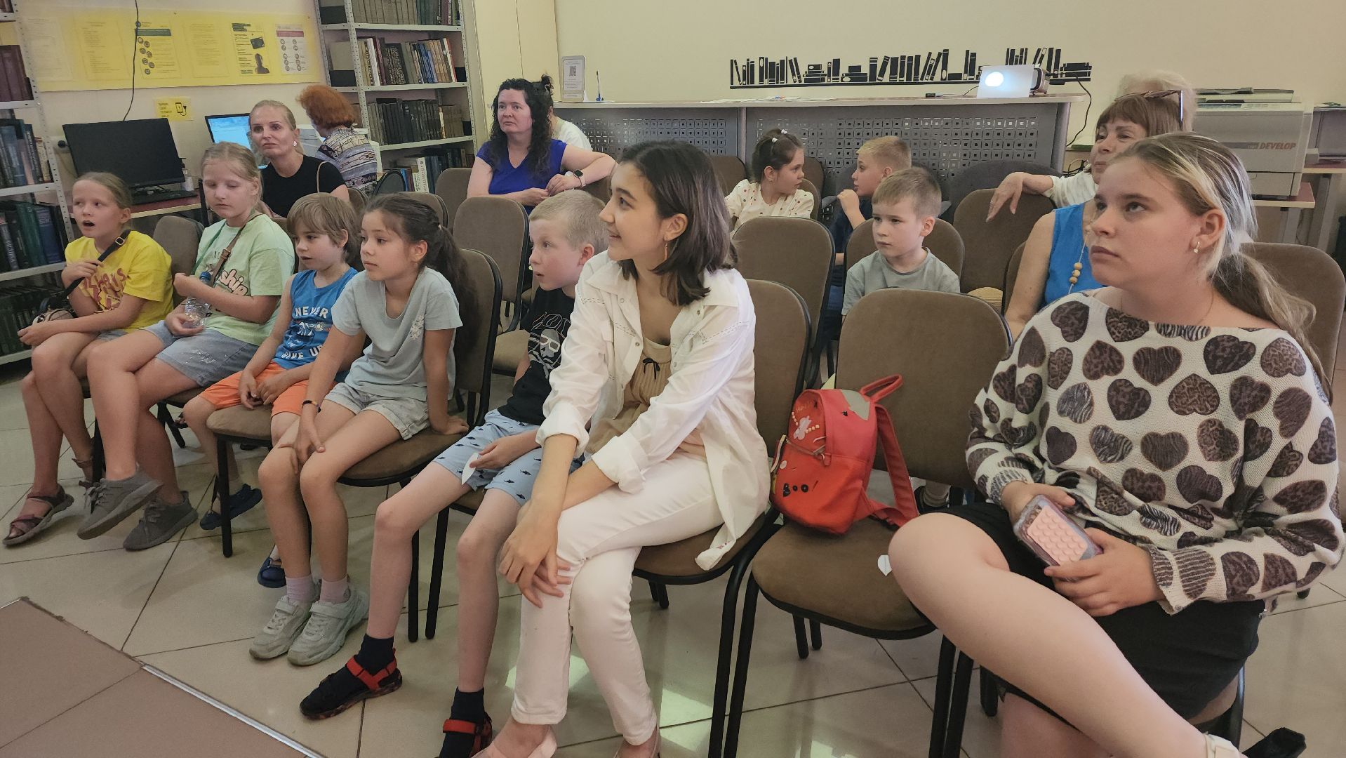 вертикалки, пушкино, библиотека, день семьи любви и верности, семейные ценности,викторина, викторина для детей,ромашка, мастер-класс,