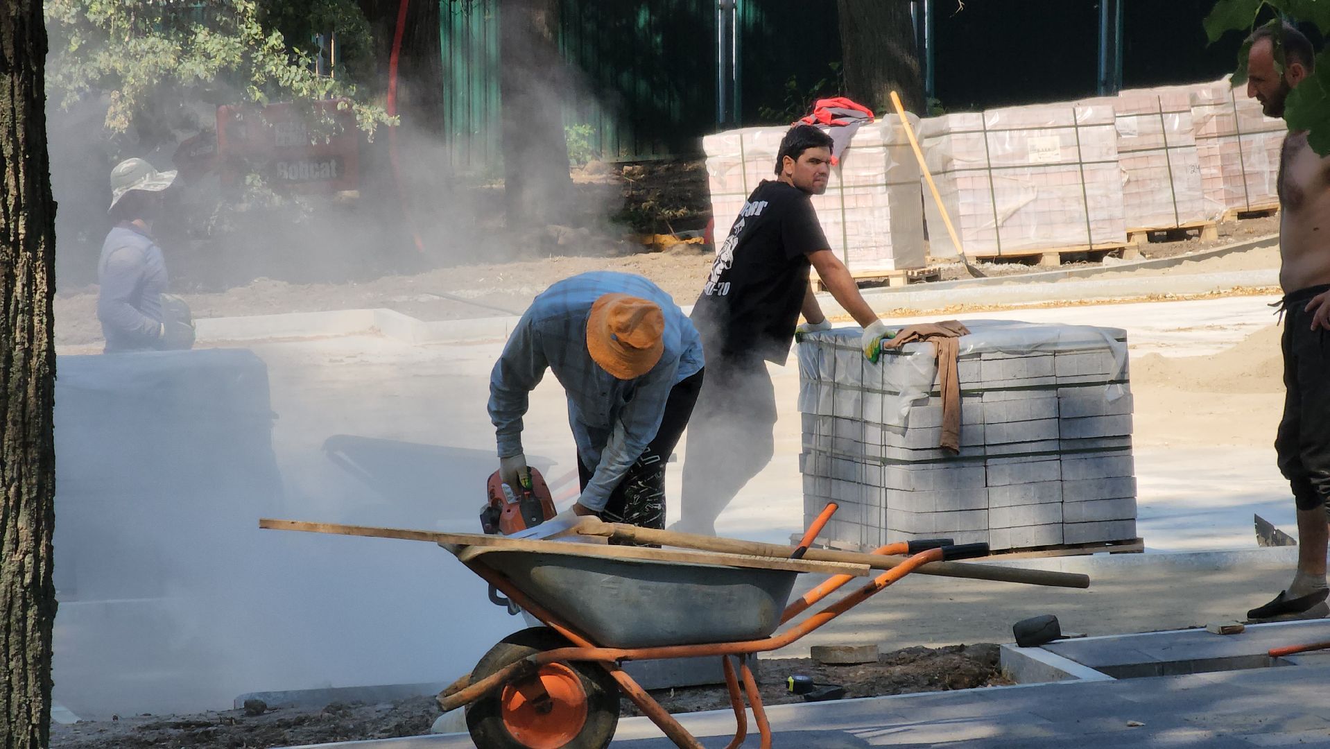 кашира, благоустройство, комфортная городская среда, историческая часть города, тротуар, бордюрный камень, парк,