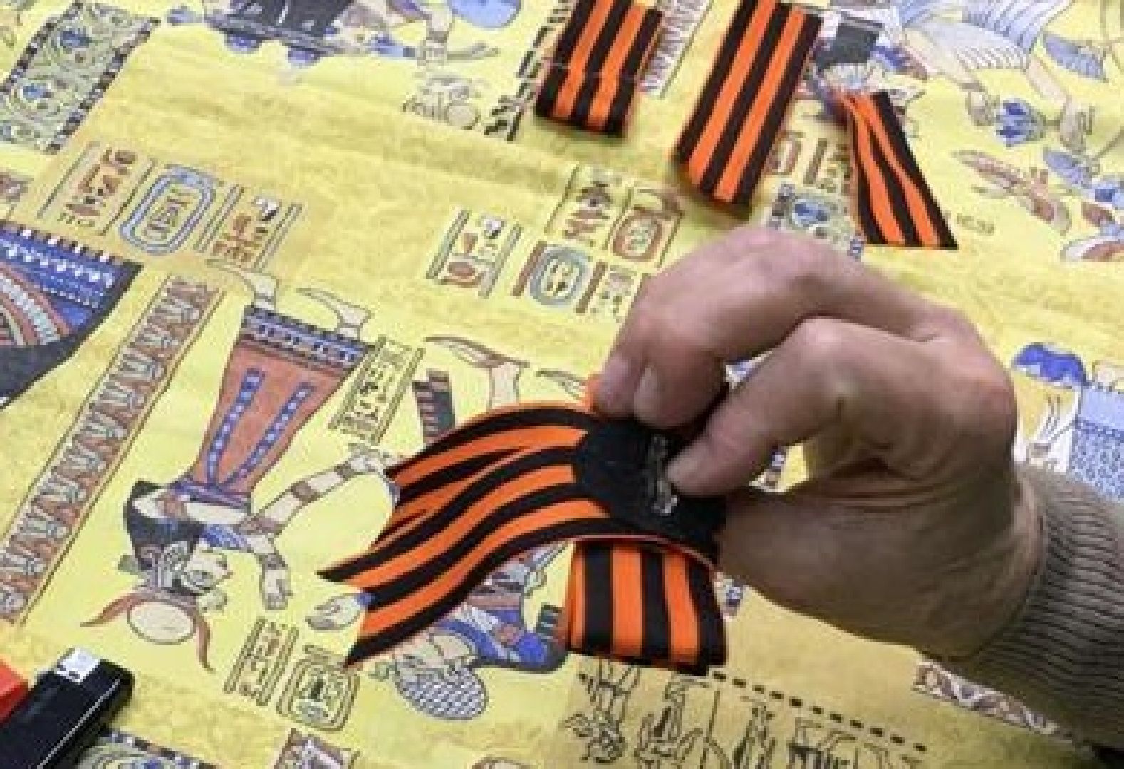 георгиевская лента, мастер-класс, библиотека, Протвино, День Победы