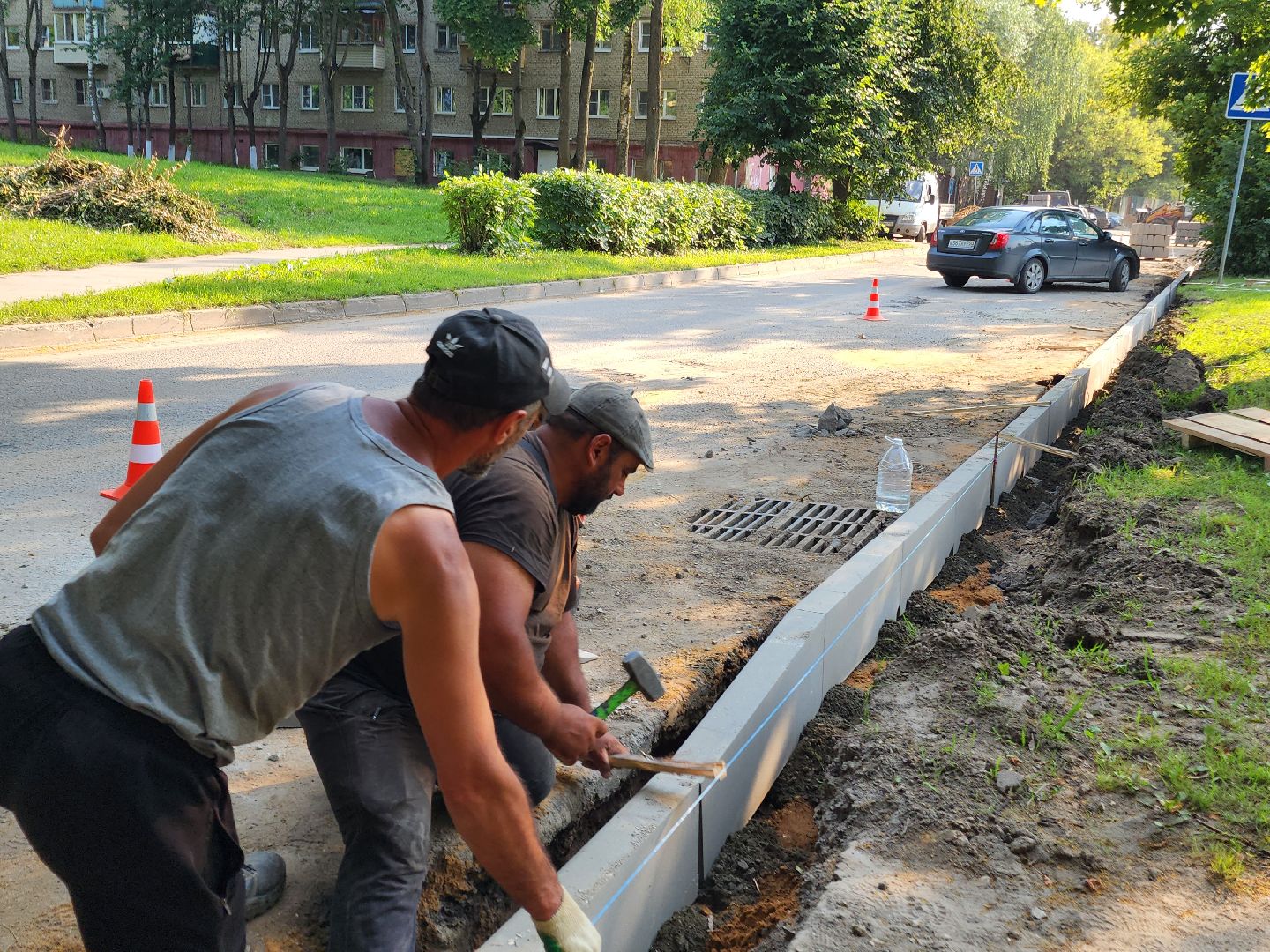 чехов, улица ильича, дорожный ремонт, капремонт дороги, установка бордюров, замена дорожного покрытия, госпрограмма московской области, развитие дорожного комплекса, план ремонта на 2025 год,