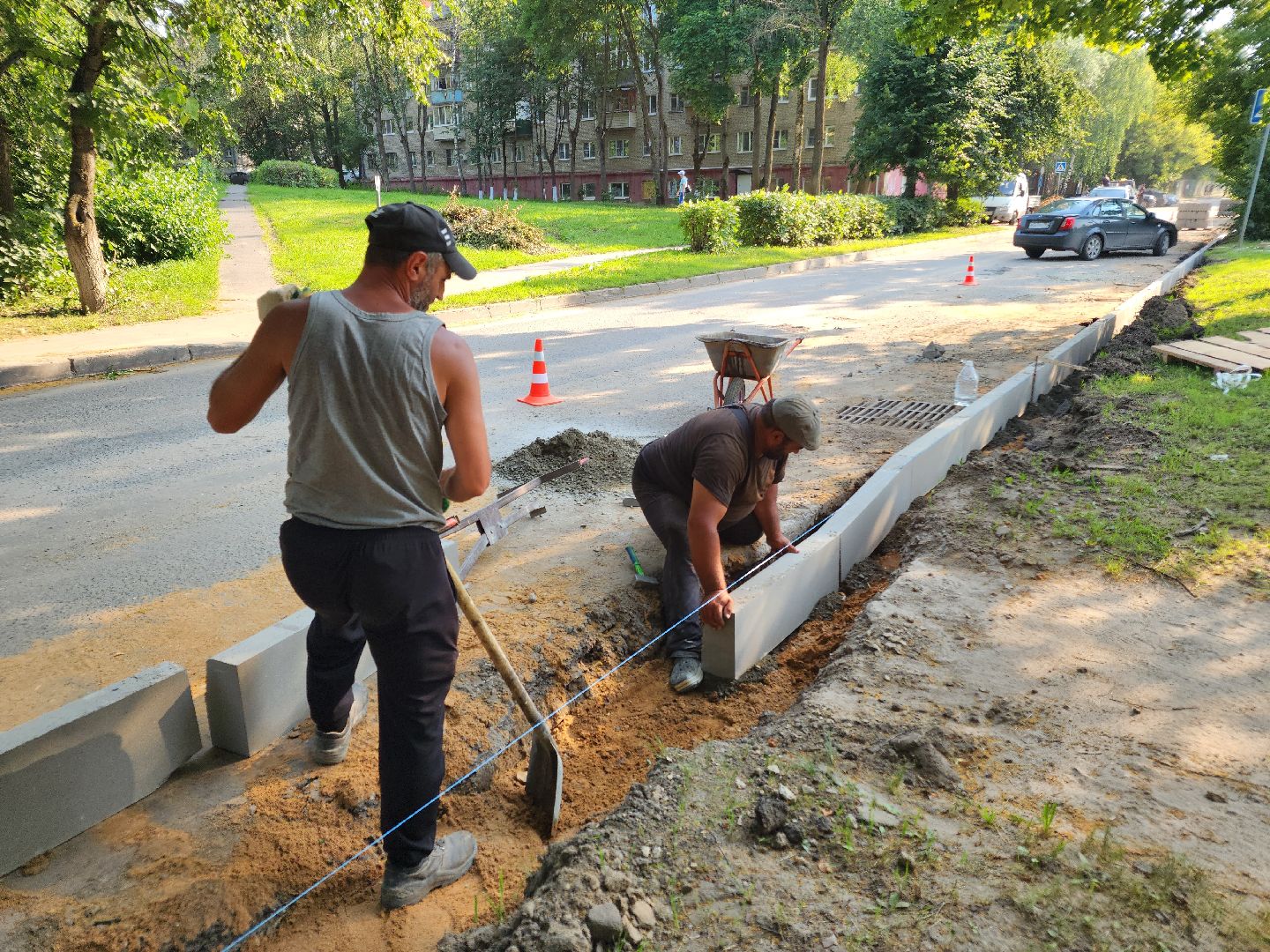 чехов, улица ильича, дорожный ремонт, капремонт дороги, установка бордюров, замена дорожного покрытия, госпрограмма московской области, развитие дорожного комплекса, план ремонта на 2025 год,