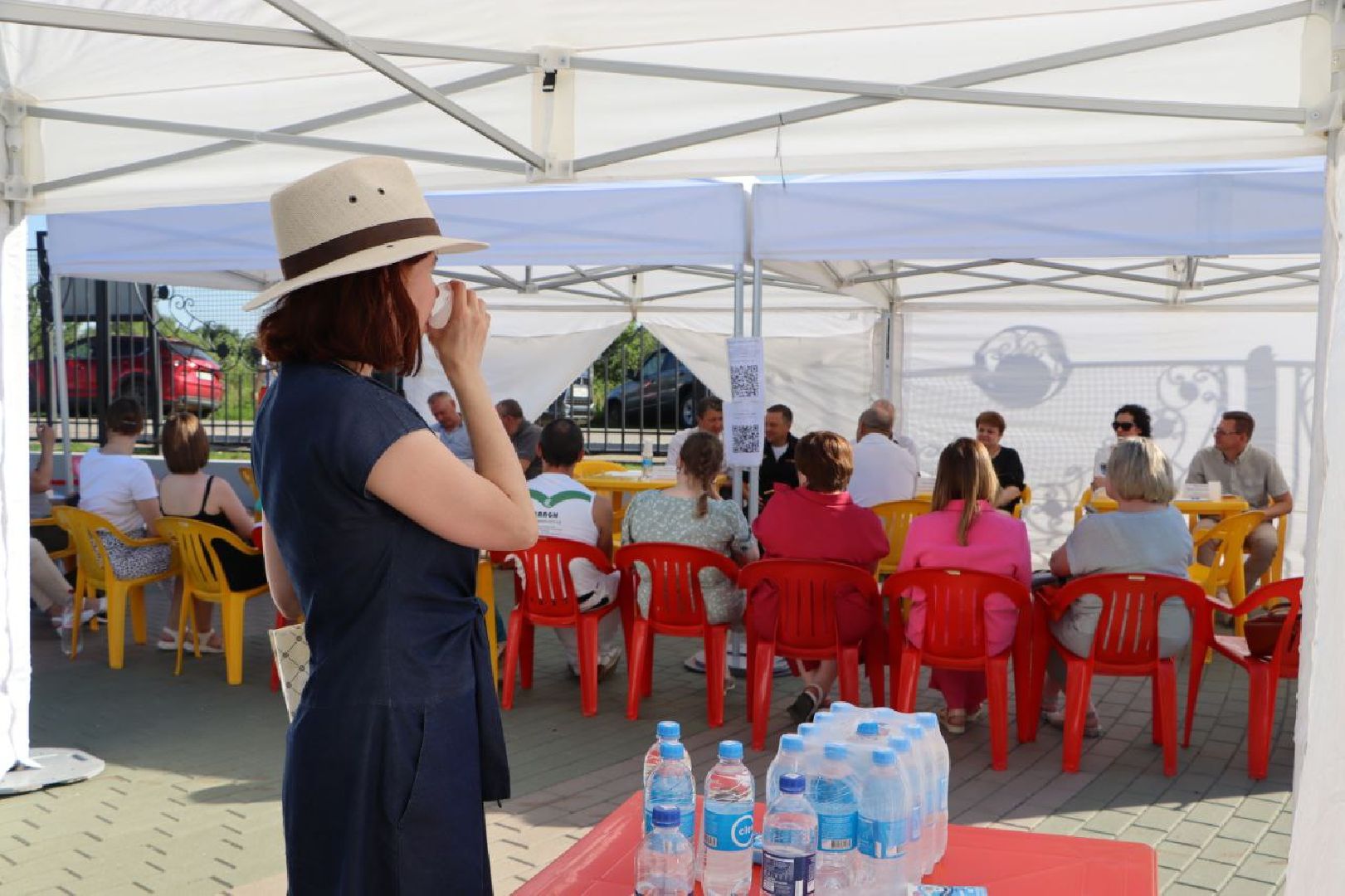 выездная администрация в парке,серебряные пруды, парк серебряный,