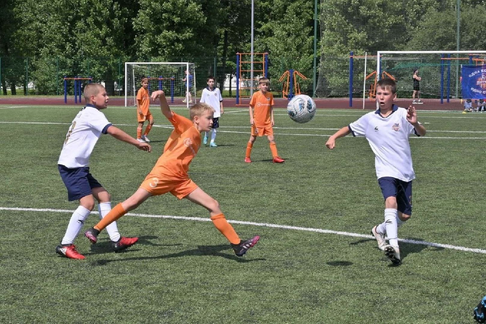 футбол, секция футбола, фок власиха, стадион толубко, власиха спортшкола,