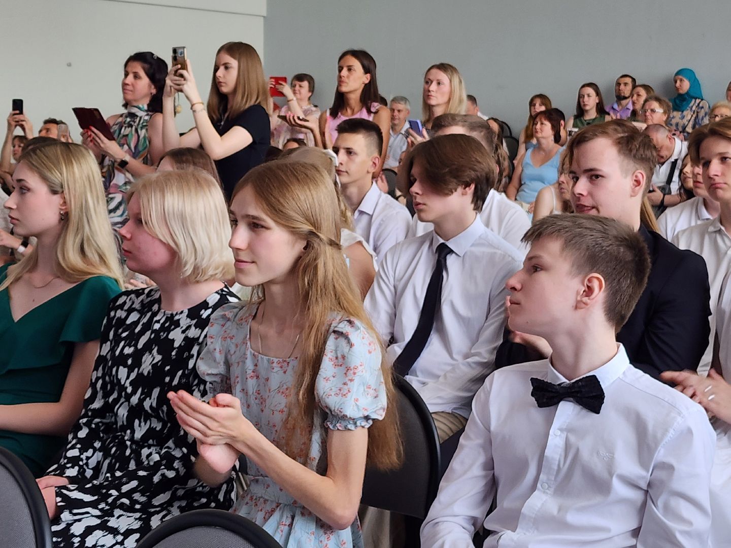 фрязино, медалисты 2025, выпускники, золотые медали,