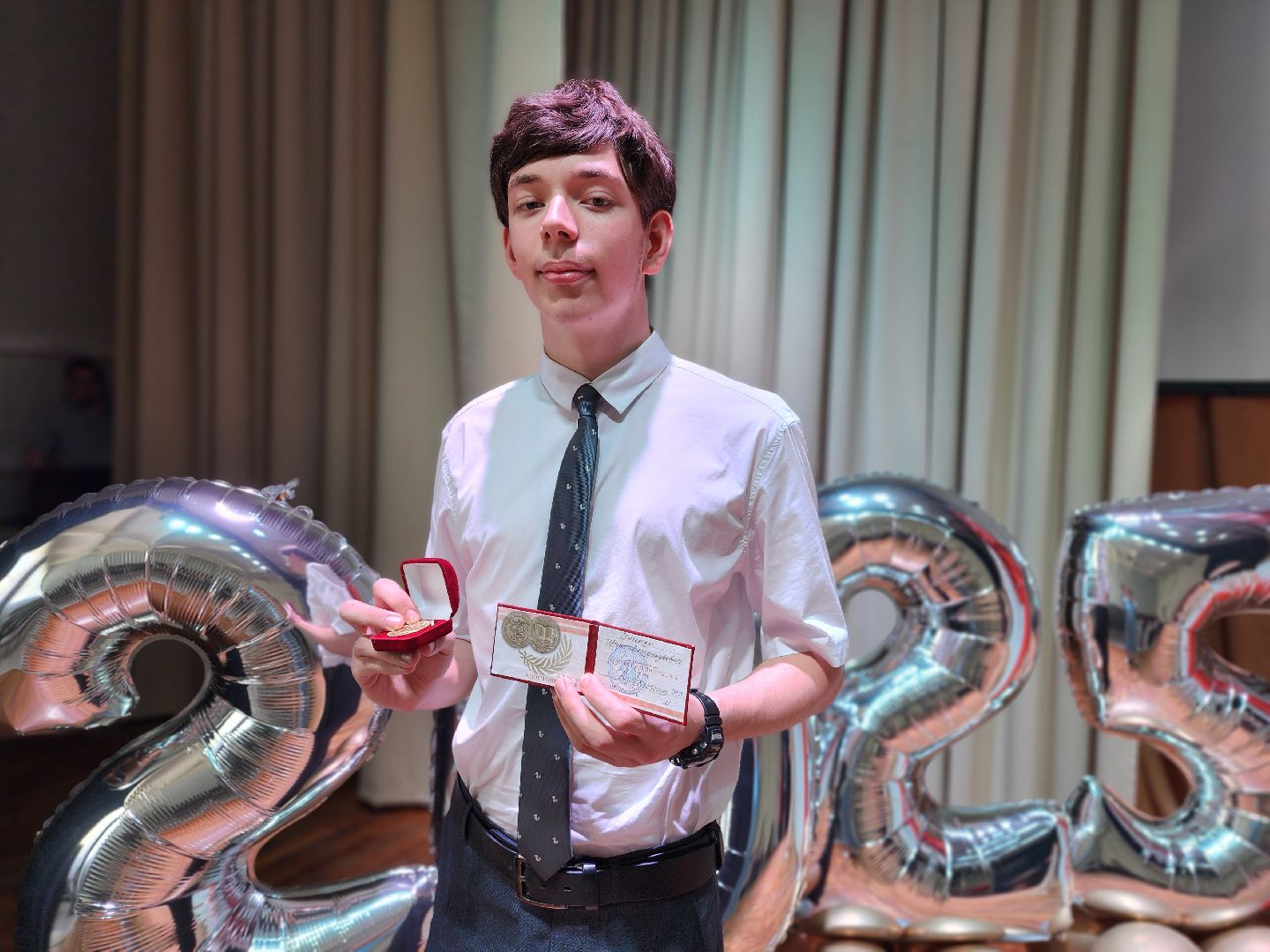 фрязино, медалисты 2025, выпускники, золотые медали,