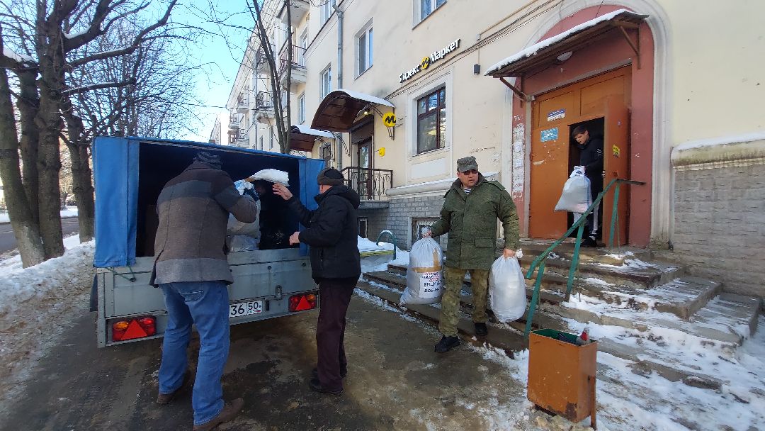 СВО, помощь людям, гуманитарная помощь, машины, Воскресенск
