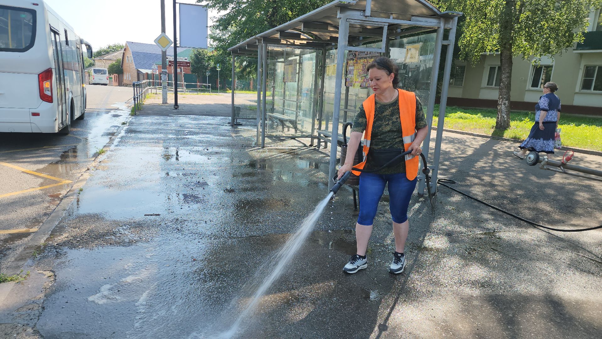 серпухов, подмосковье, уборка остановок,