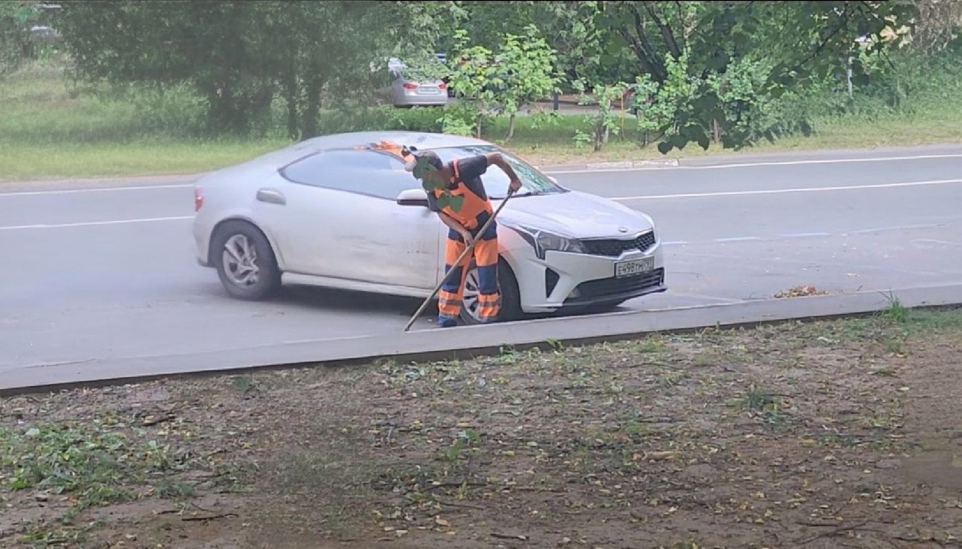 долгопрудный, дирижабельная улица, смет мусора, покос травы, мбу благоустройство,