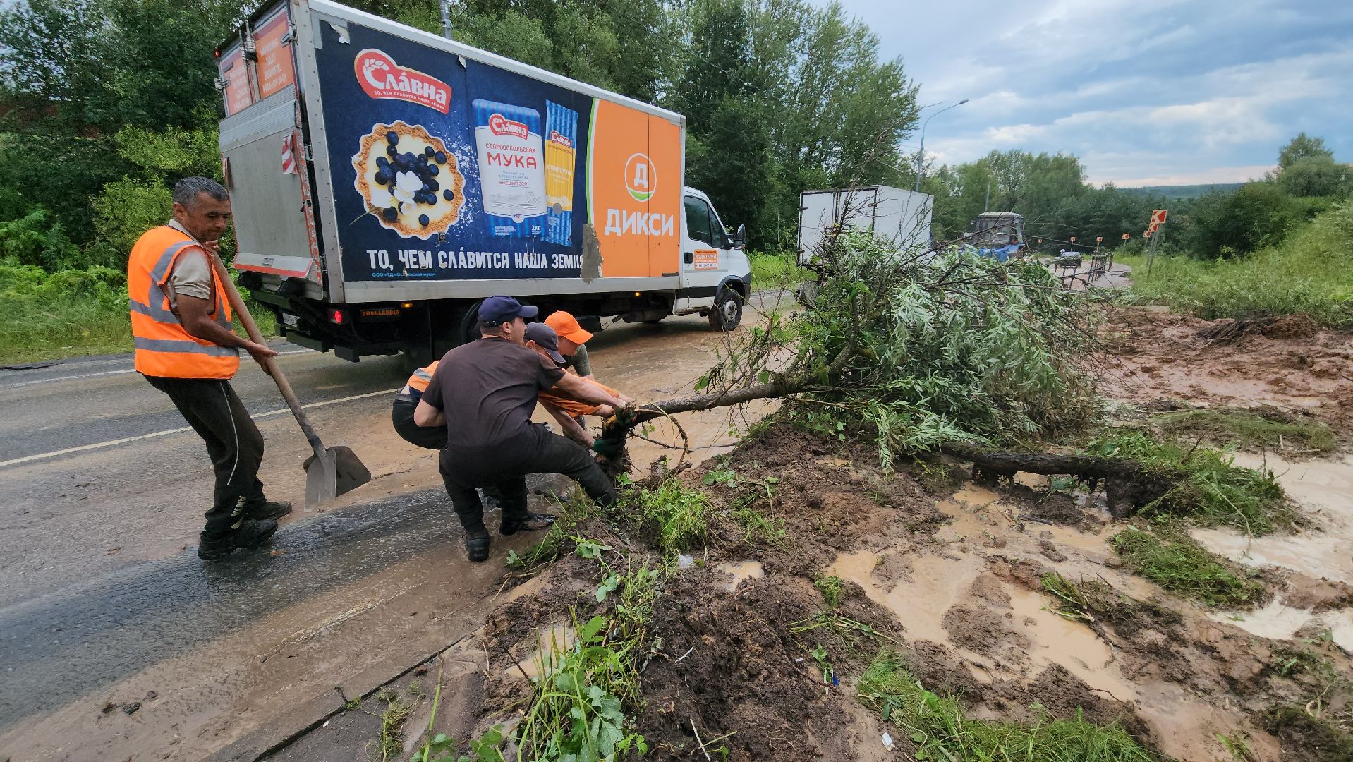 Можайск, Мосавтодор, сход грунта, последствия непогоды,