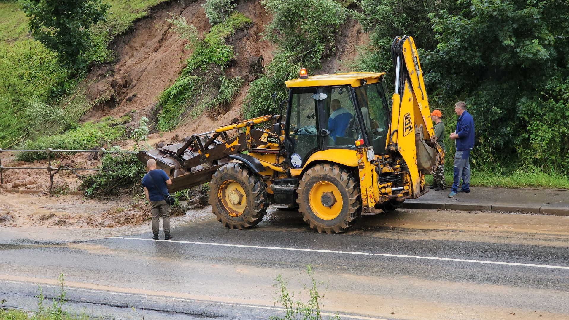 Можайск, Мосавтодор, сход грунта, последствия непогоды,