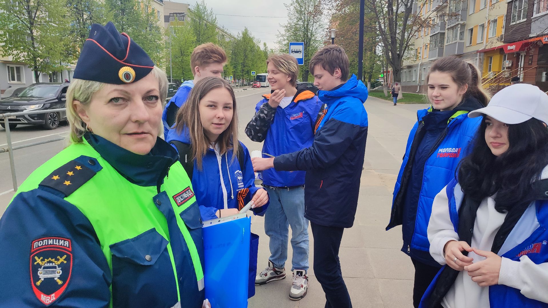 Кашира, День Победы, георгиевская ленточка, волонтеры, молодая гвардия, ГАИ