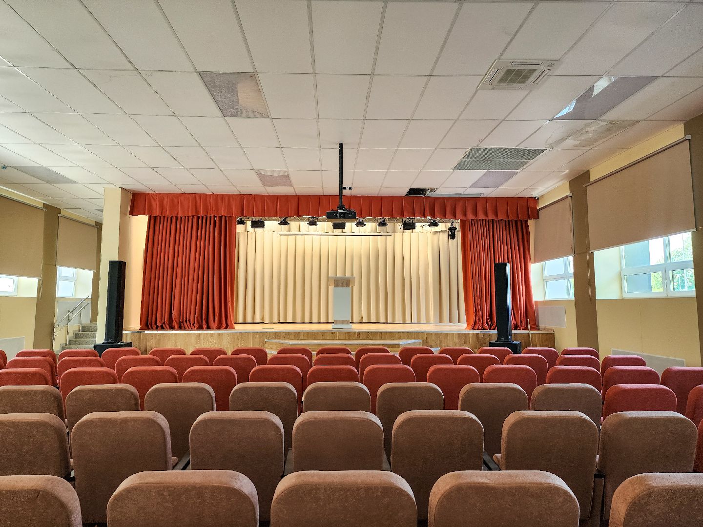 Подольск, капремонт, гимназия имени подольских курсантов,новое оборудование ,