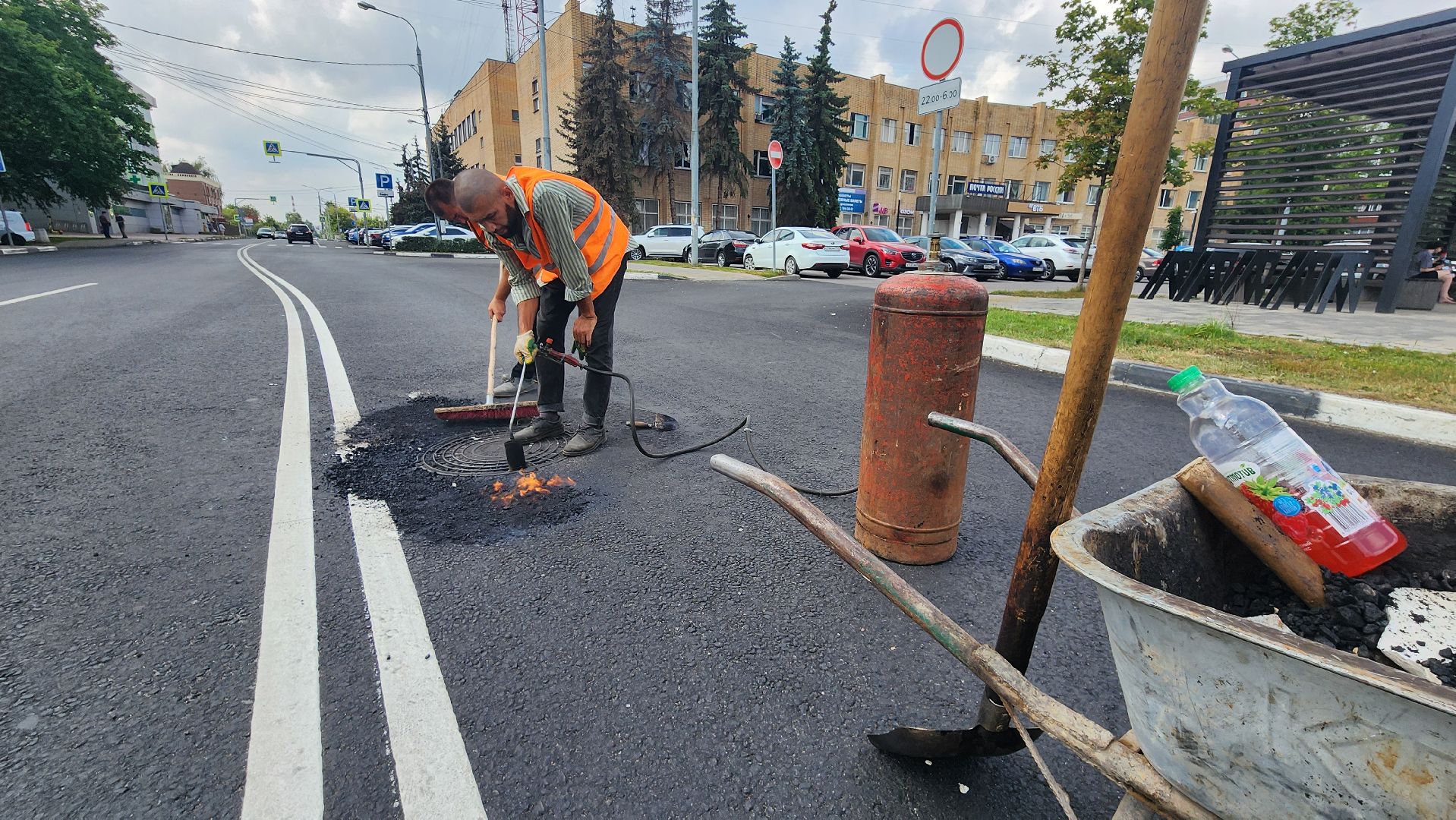 дороги, подмосковье, ремонт, капремонт, дорожная служба, разметка, люк , канализационные колодцы, домодедово,