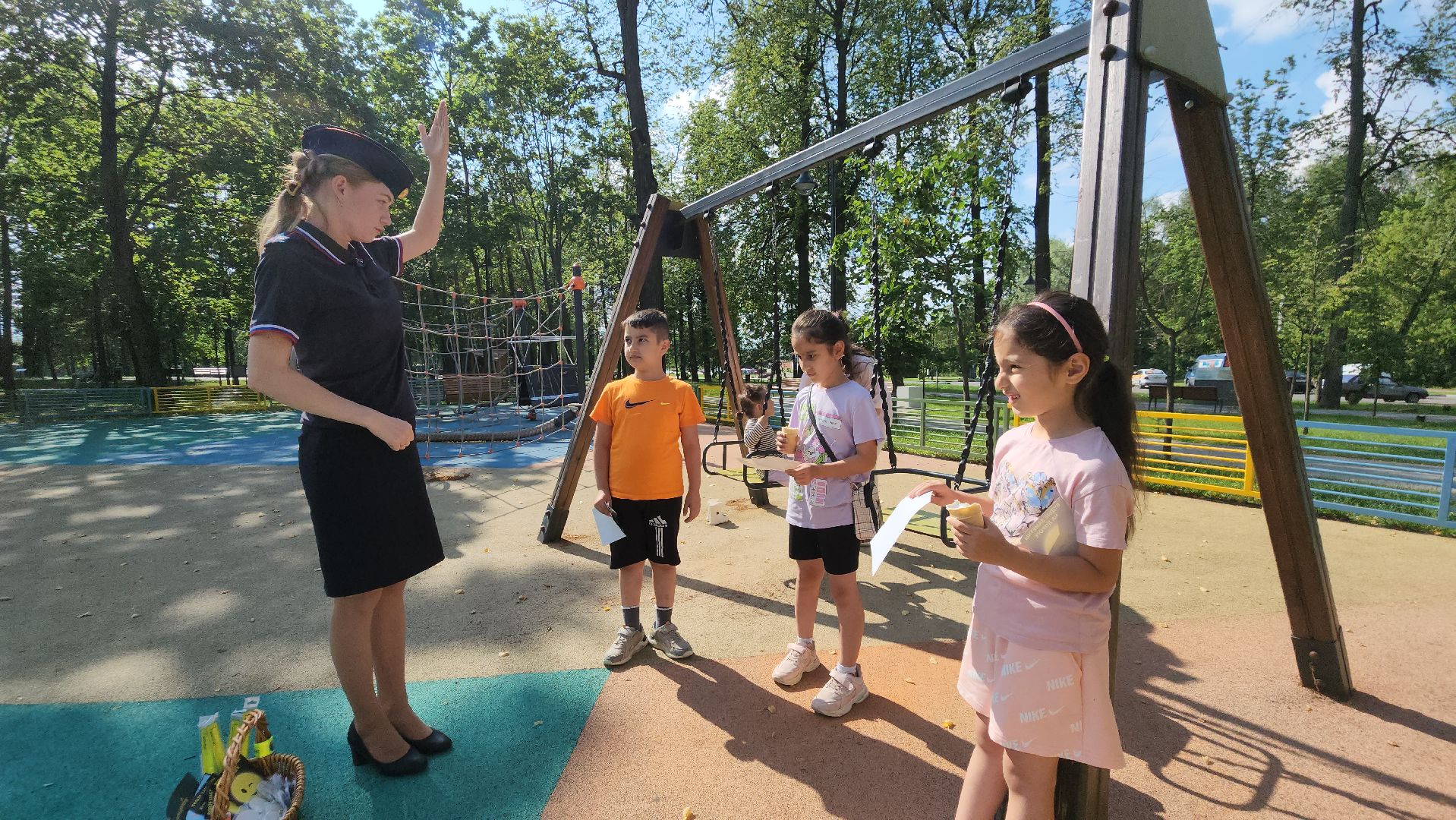 световозвращатели, светоотражающие элементы, Лобня , Госавтоинспекция ,