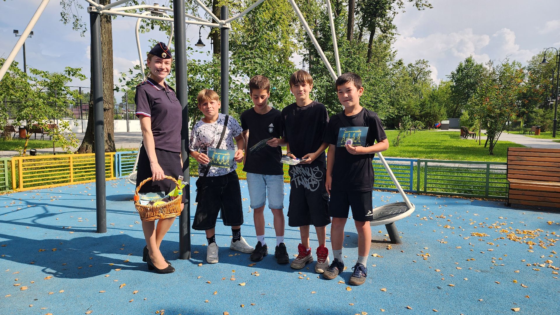 световозвращатели, светоотражающие элементы, Лобня , Госавтоинспекция ,