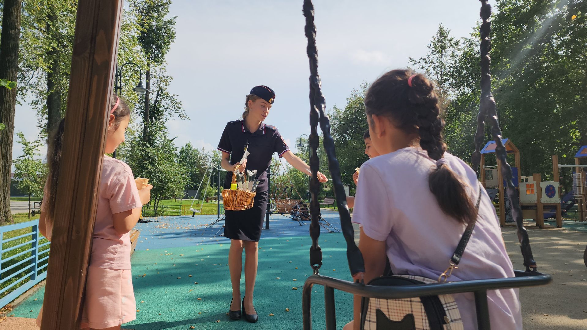 световозвращатели, светоотражающие элементы, Лобня , Госавтоинспекция ,