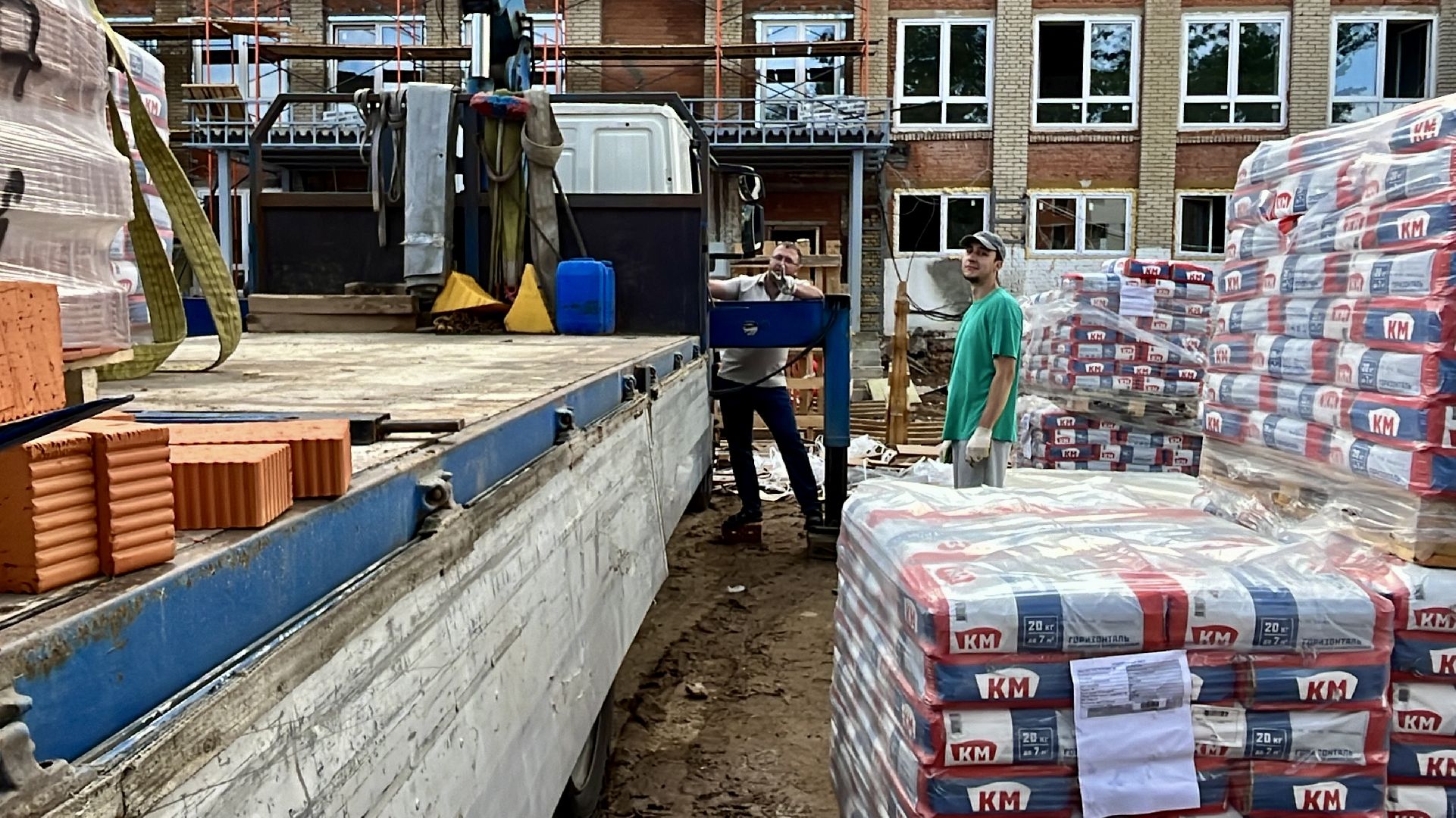 зато молодежный, ремонт школы, молодежный перемены, андрей михайлов ,