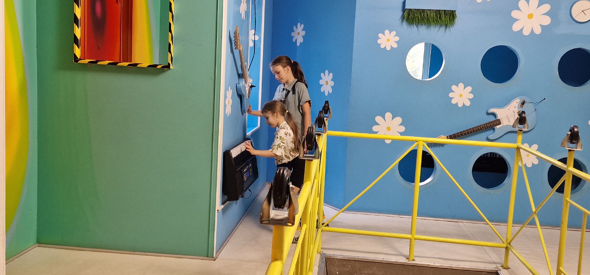 перевернутый дом, Балашиха, парк пехорка,