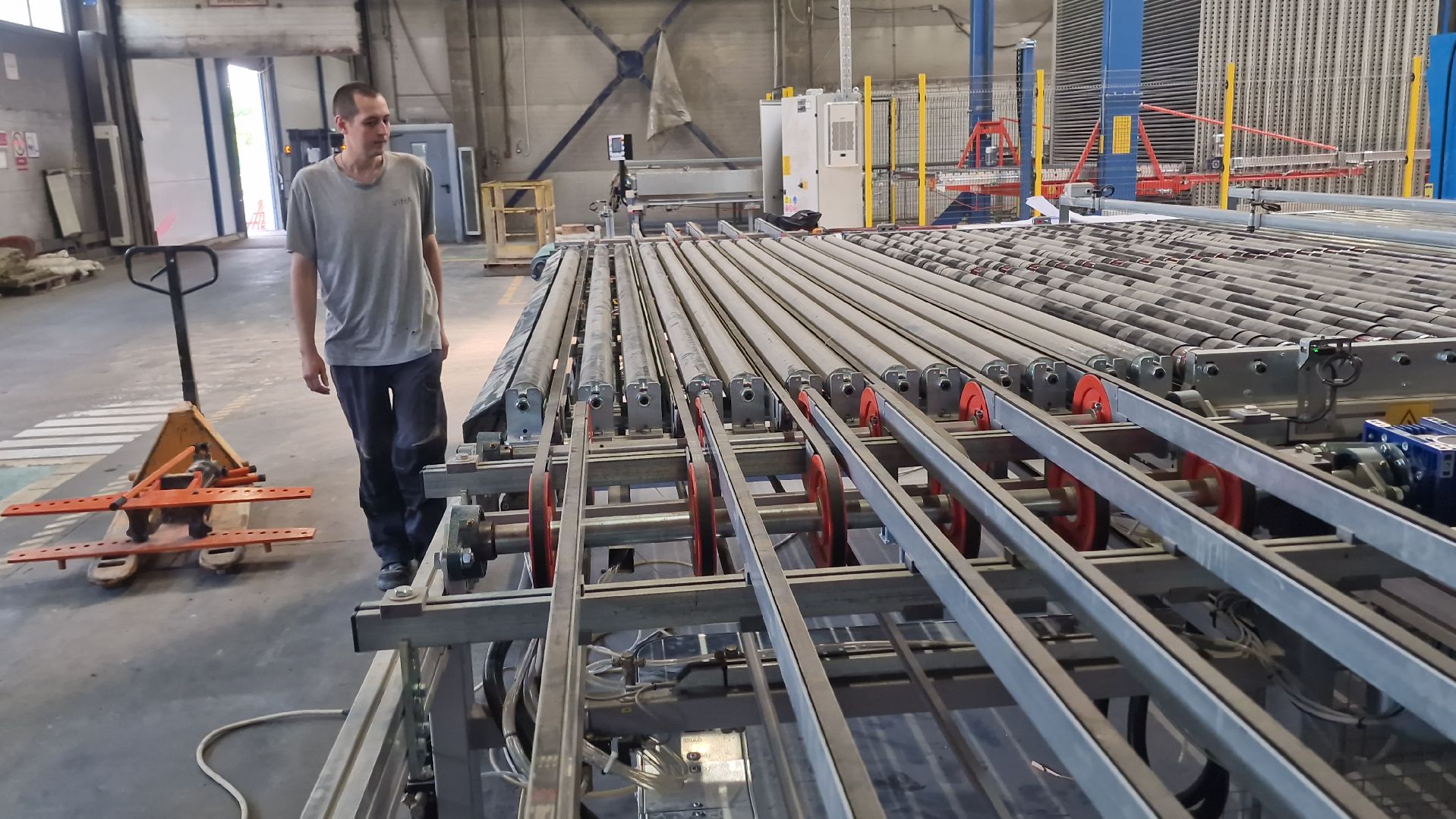 серпухов, завод витра плитка, серпуховские предприятия, рабочие места в серпухове, модернизация предприятия, поселок большевик,