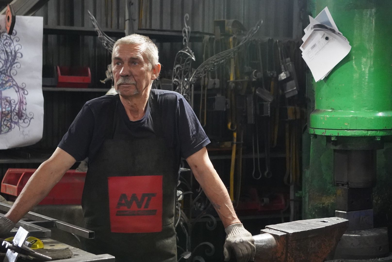 Павловский Посад ,  Экономика , завод,