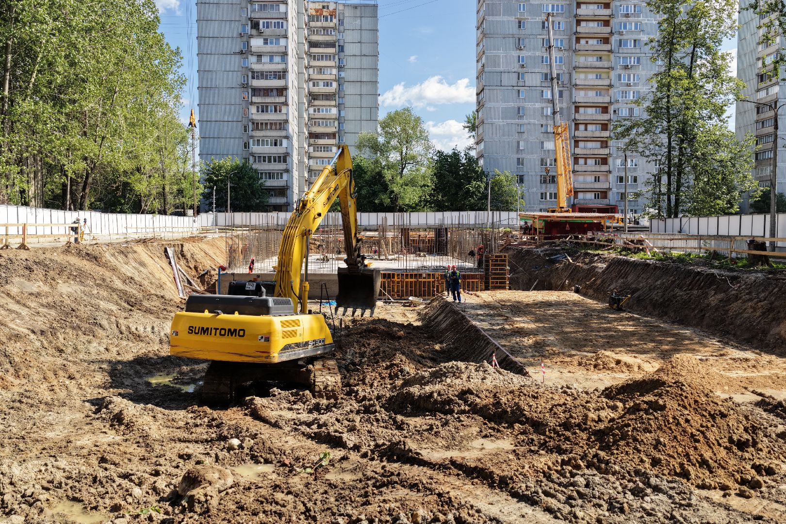 видео с коптера, строительство школы реутов, новый корпус школы 4 реутов,