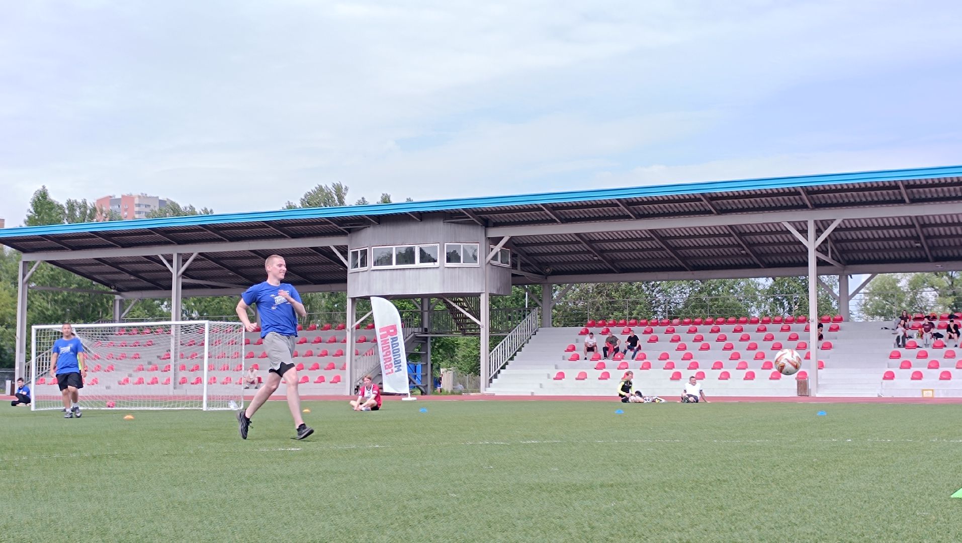 футбол, молодая гвардия, лобня,