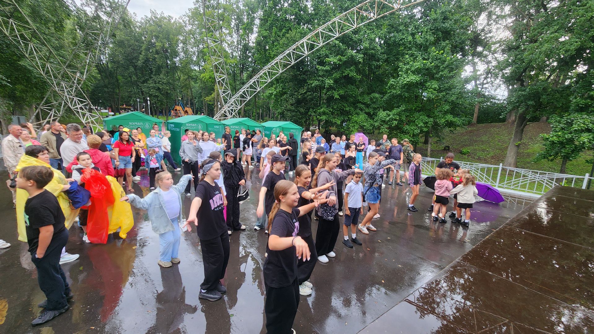 Руза , Парк городок , Ночь в парке ,