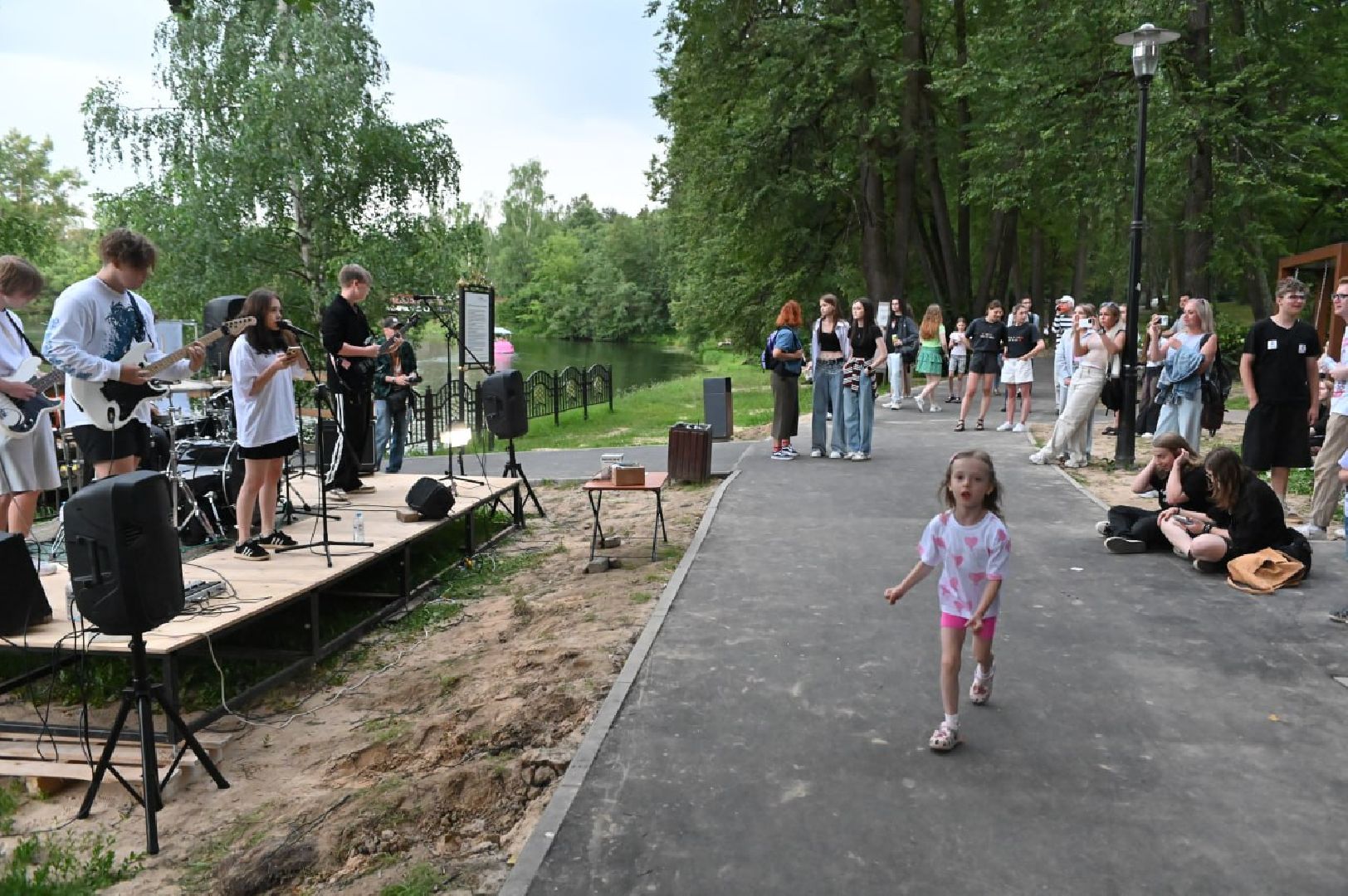 сергиев посад, скитские пруды, ночь в парке, лето в подмосковье, йога, сергиево-посадский муниципальный оркестр, медитация,