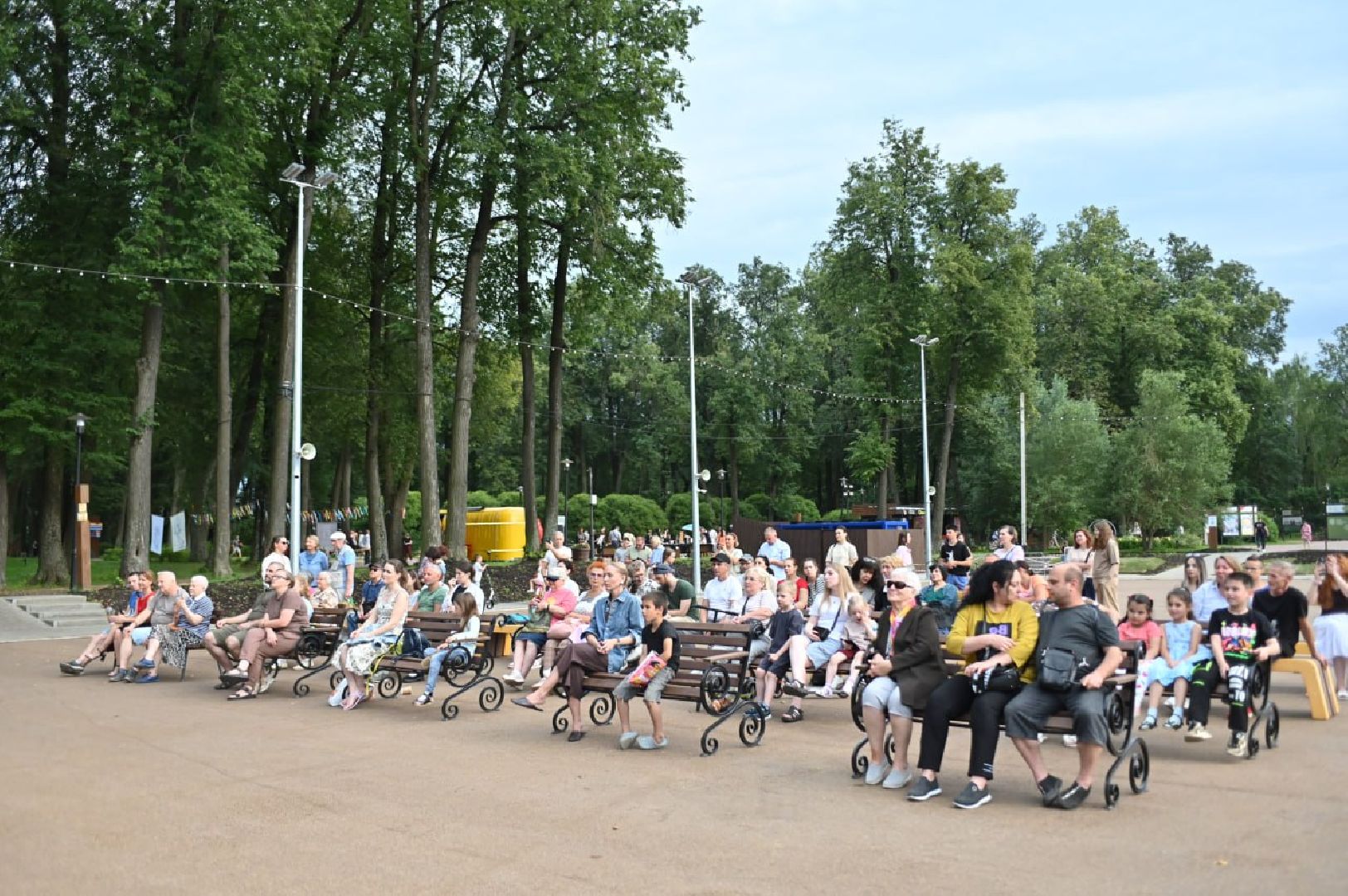 сергиев посад, скитские пруды, ночь в парке, лето в подмосковье, йога, сергиево-посадский муниципальный оркестр, медитация,