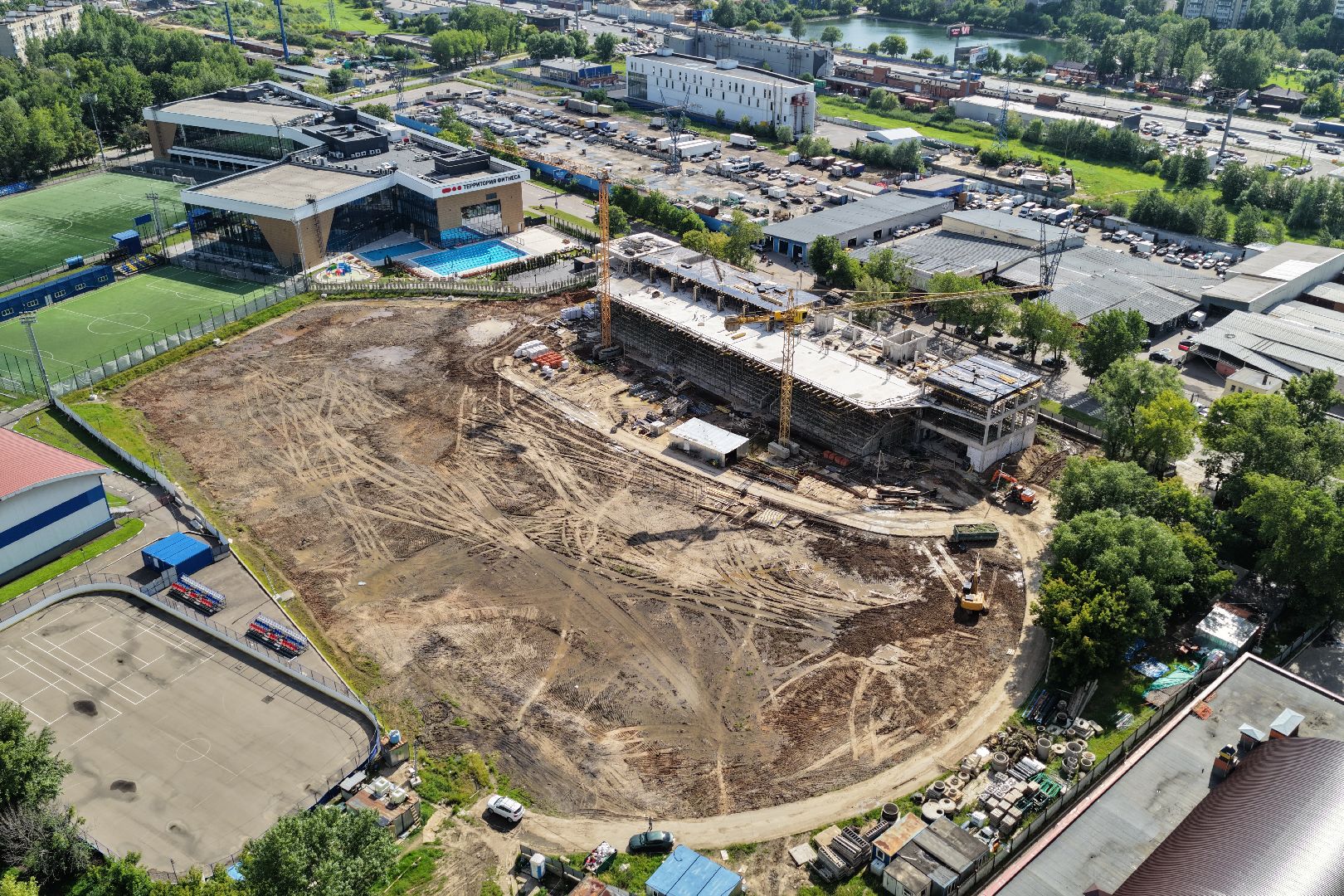 видео с коптера, спорт в реутове, стадион старт, академия вратарского мастерства,