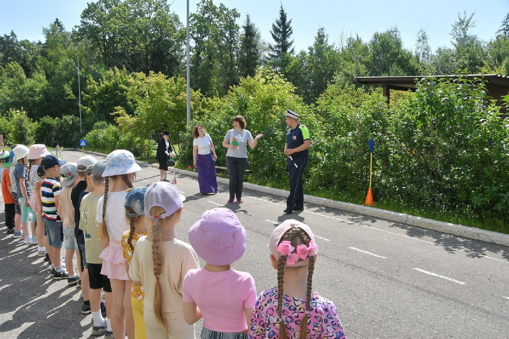 школа перспектива, власиха школа перспектива, дошкольное отделение перспективы, занятия с детьми, пдд школа перспектива,