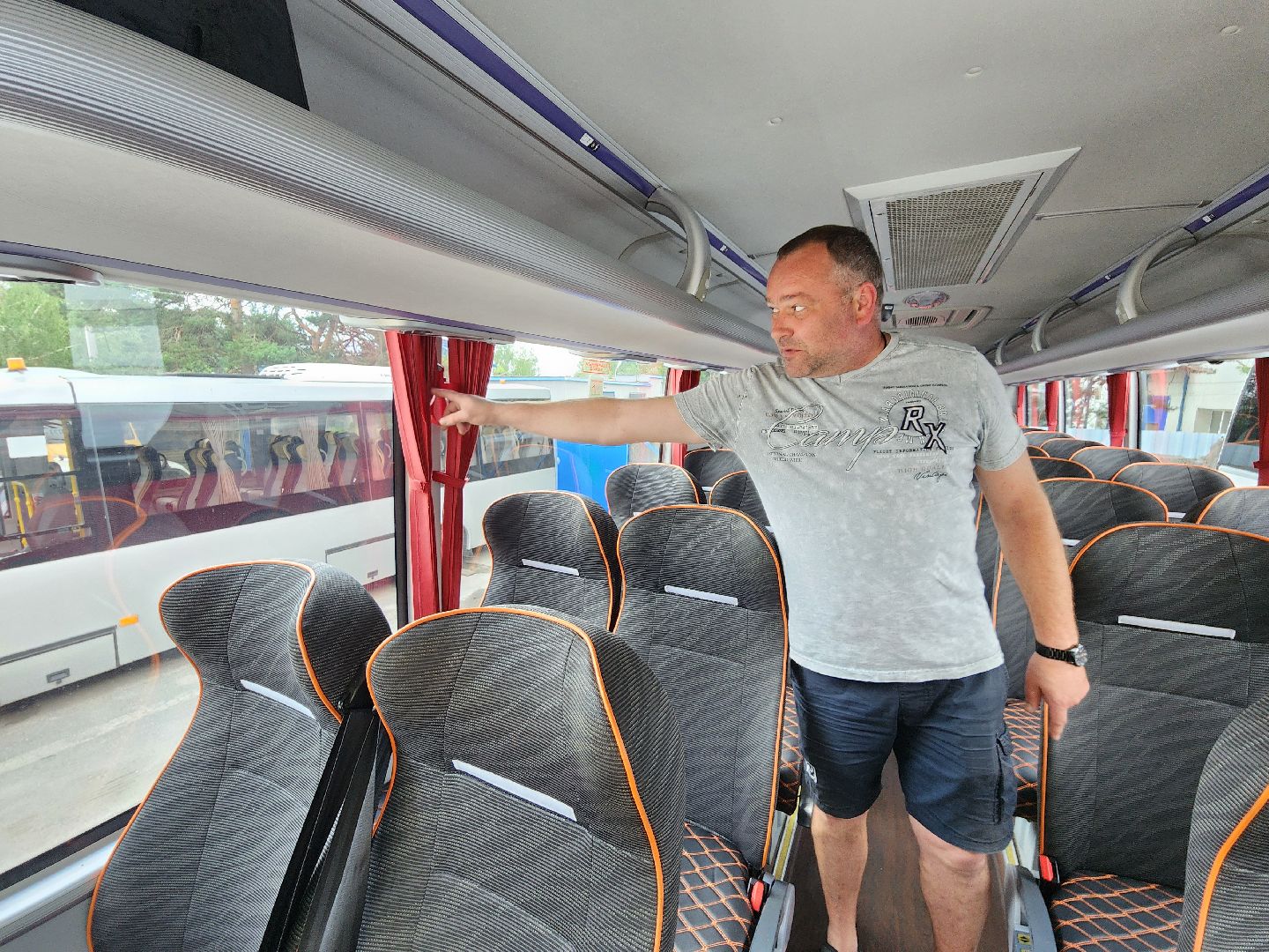 чехов, деревня манушкино, компания автотранссервис-16, пассажирские перевозки, транспортная компания, перевозки детей, школьные автобусы, экскурсии, аренда автобусов, свадьбы, корпоративы, социальные проекты, клуб активное долголетие, помощь участникам сво, помощь жителям курской области, перевозки льготных категорий граждан, сообщество кашеварочка, благотворительность,