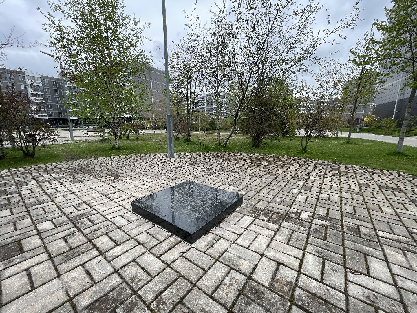 Одинцово, Немчиновка, Малевич, Ромашково, авангард, Могила, кенотаф, памятник, Будда, Ашока,