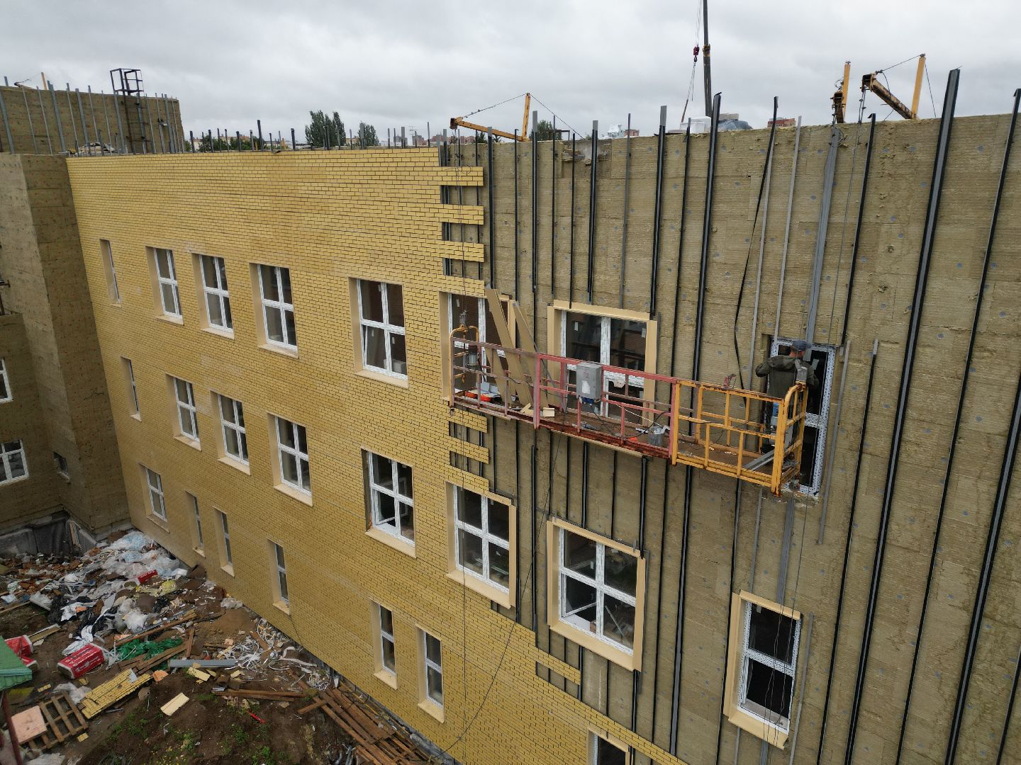 видео с коптера, школа 29 имени забродина, пристройка к школе 29,