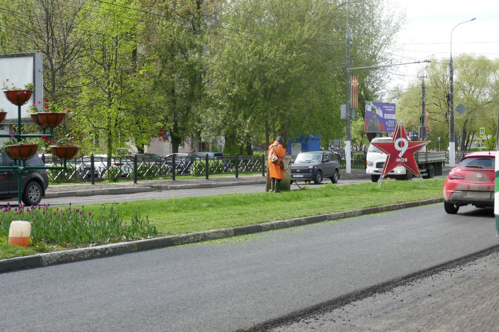 Подольск, покосили траву, благоустройство