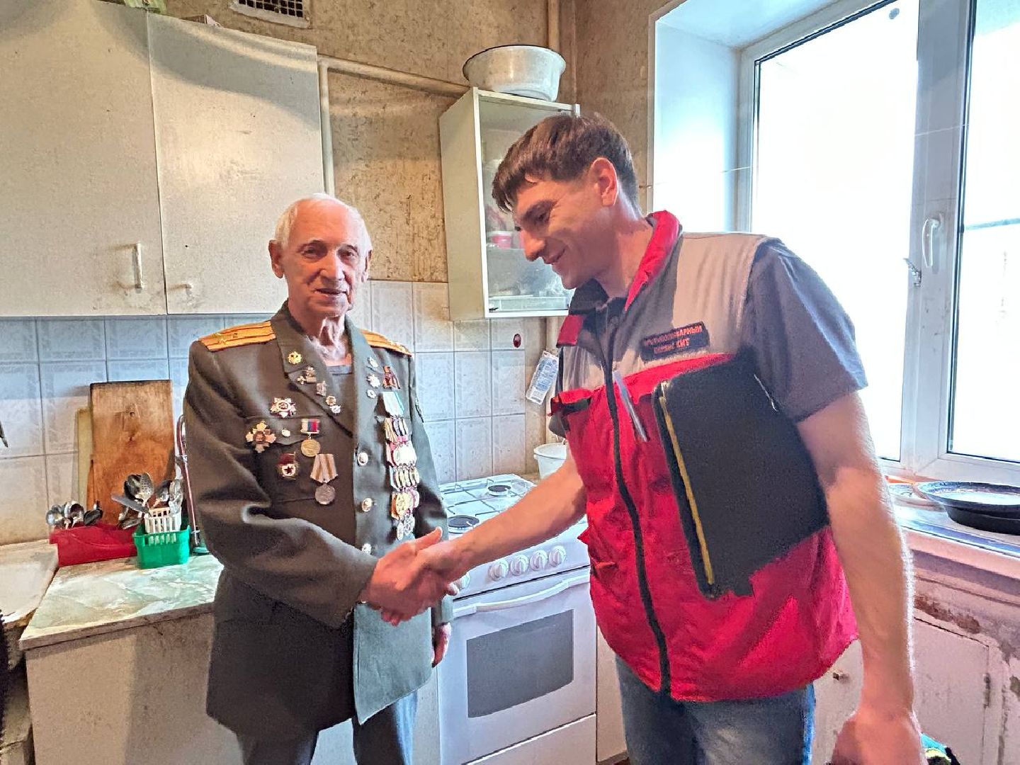 Подольск, День Победы, ветеран ВОВ, поддержка