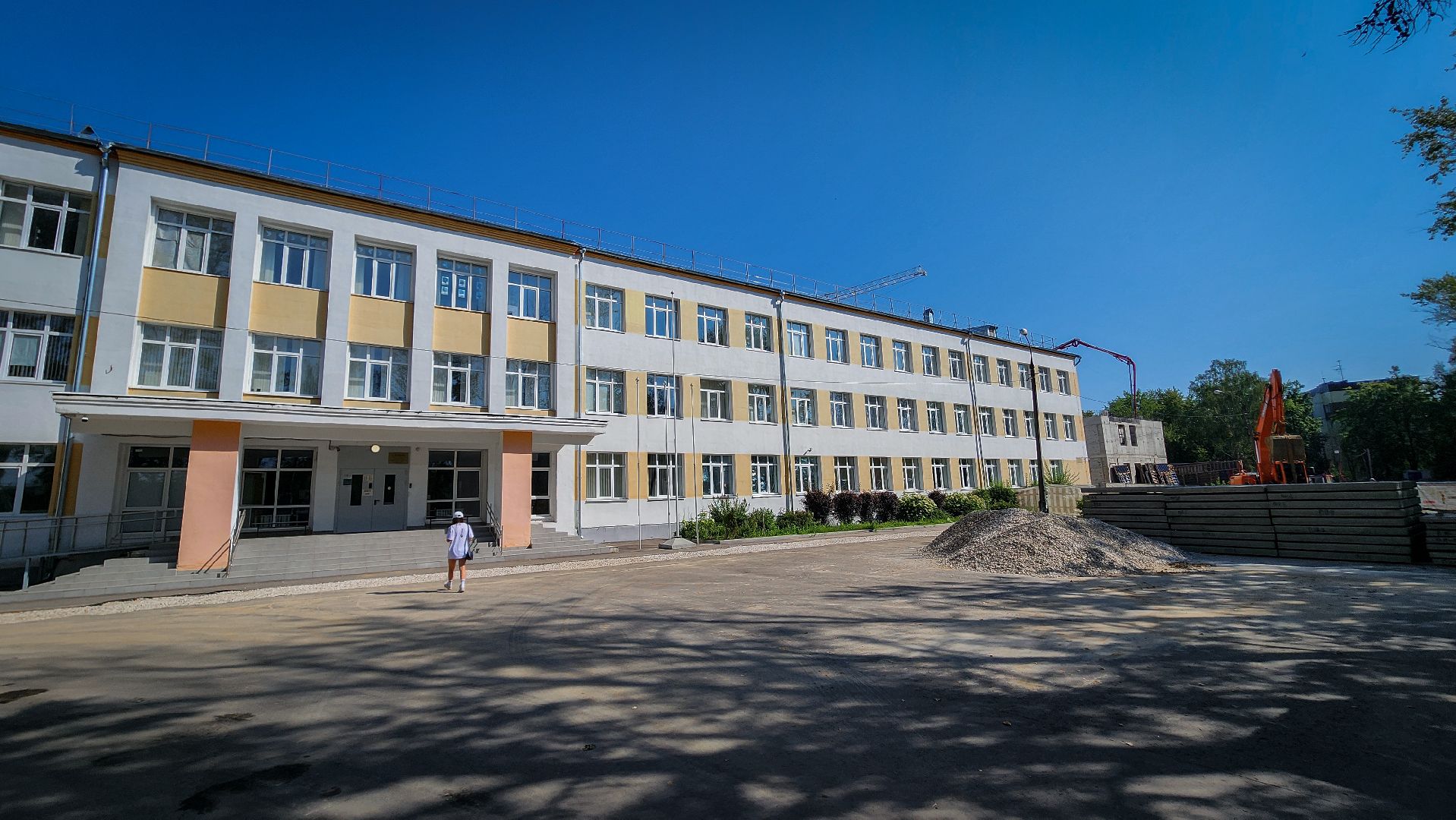 бронницы, строительство пристройки к лицею, монолитные работы, новый корпус лицея в бронницах,