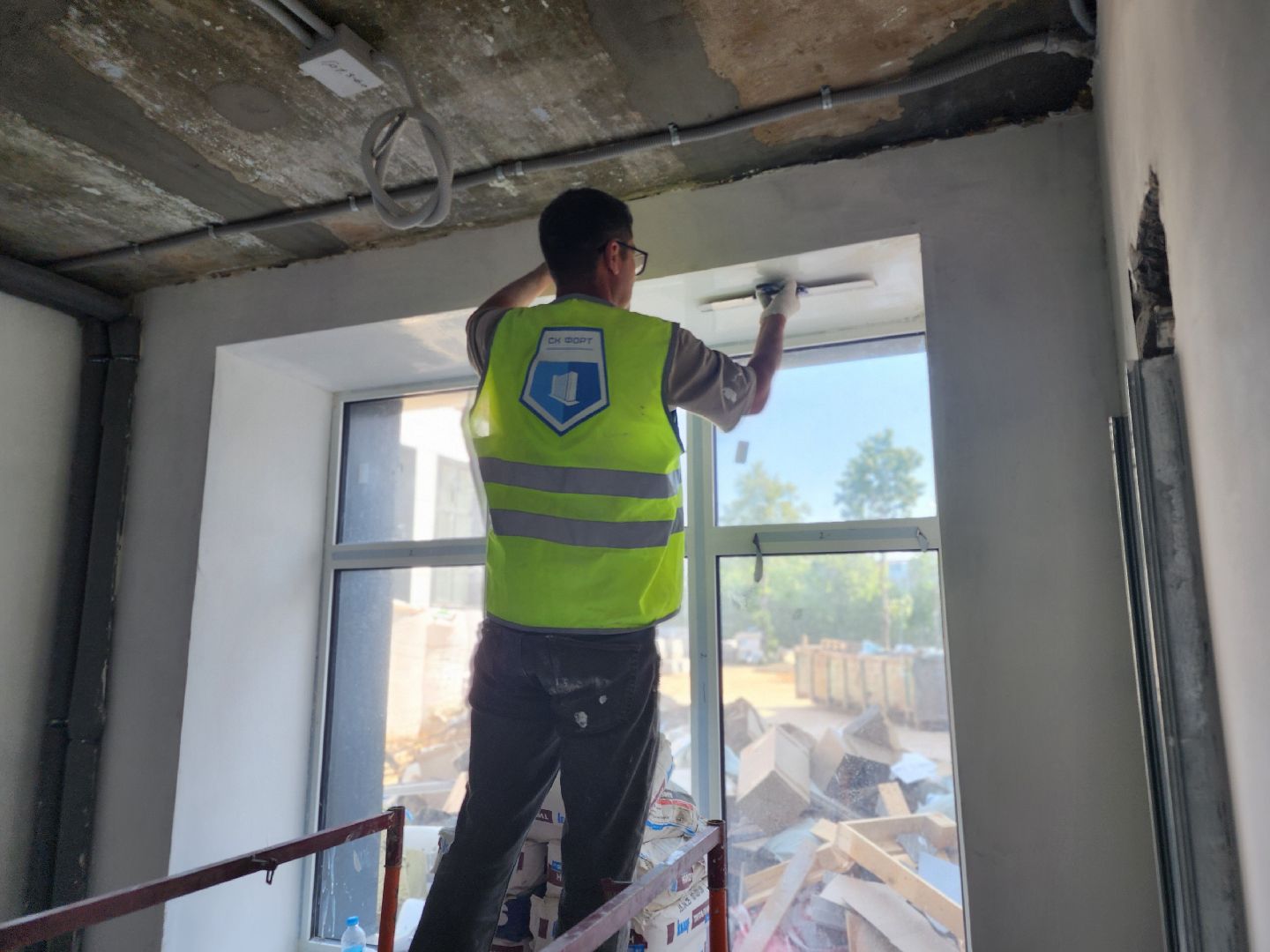 школа 8 пересвет, капитальный  ремонт, средняя школа 8, 1 сентября, замена инженерных сетей, замена кровли, утепление фасада, спортплощадка,