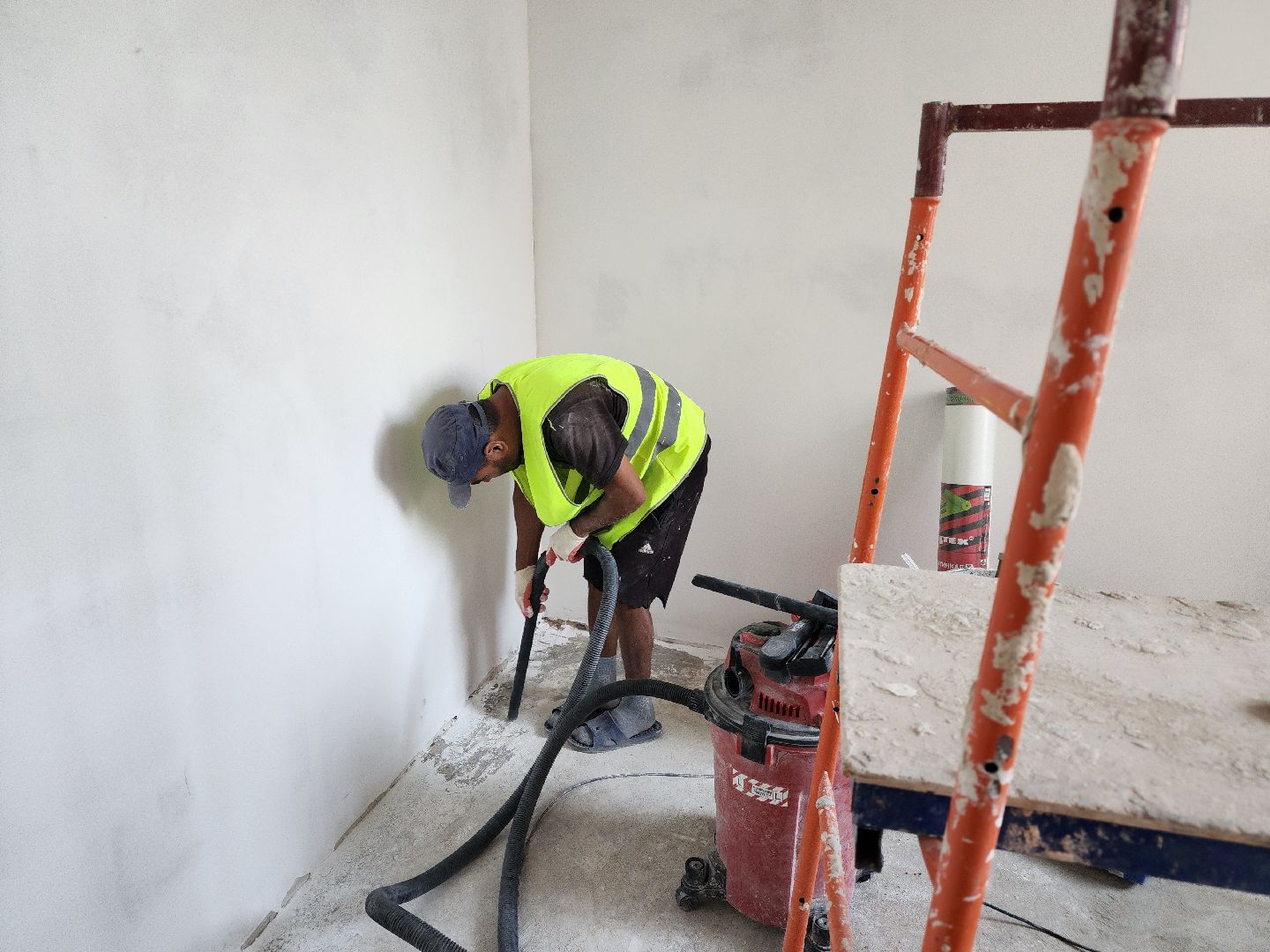 школа 8 пересвет, капитальный  ремонт, средняя школа 8, 1 сентября, замена инженерных сетей, замена кровли, утепление фасада, спортплощадка,