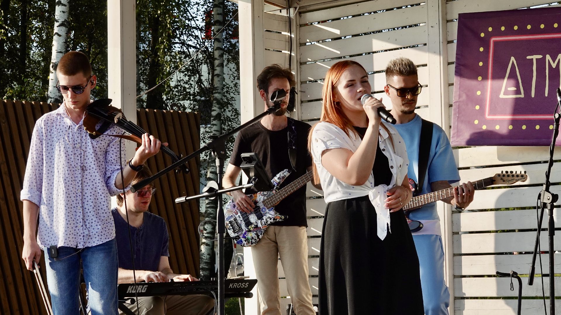 музыка, творчество , сергиево-посадский городской округ, сергиев посад, пешеходная зона , дорога к храму, атмосфера фм , культура , молодежь ,