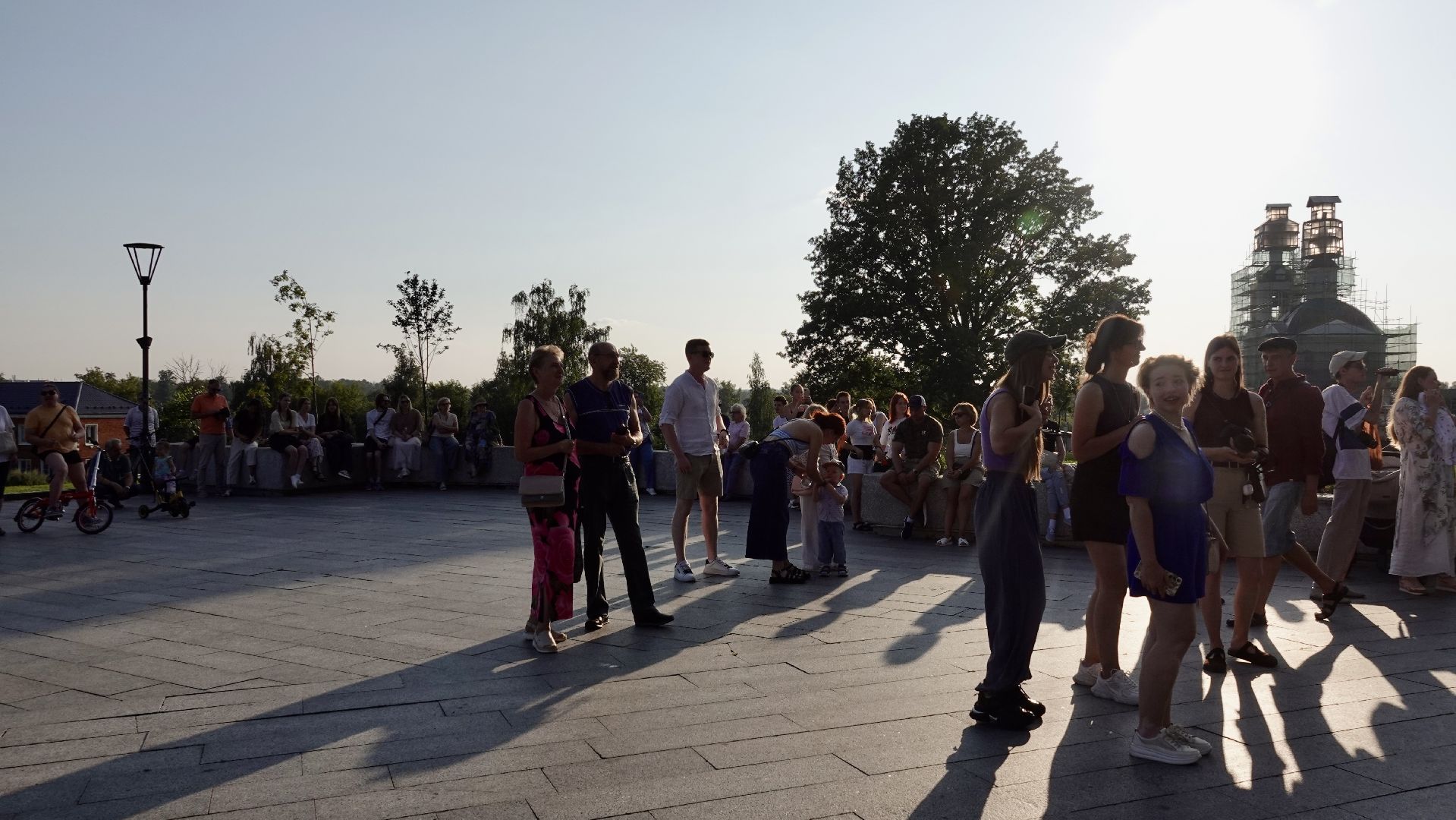 музыка, творчество , сергиево-посадский городской округ, сергиев посад, пешеходная зона , дорога к храму, атмосфера фм , культура , молодежь ,