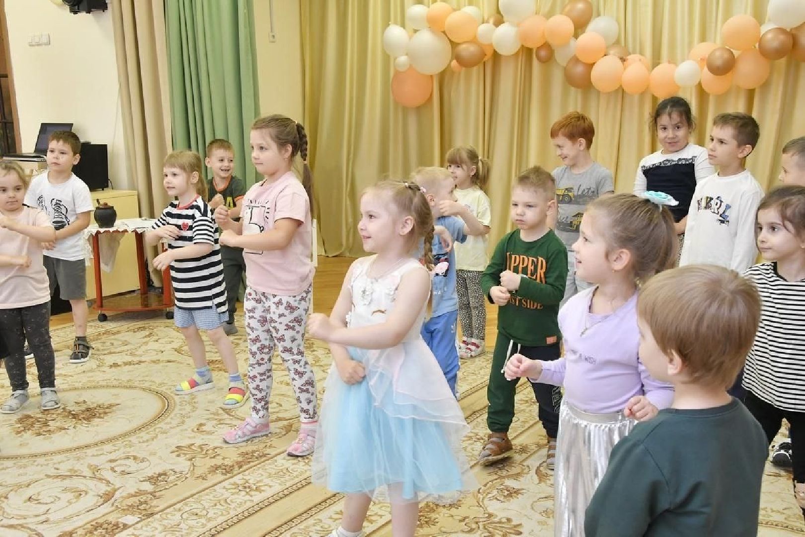 школа перспектива, власиха перспектива, дошкольное отделение перспективы, дошколята перспективы, занятия для детей,