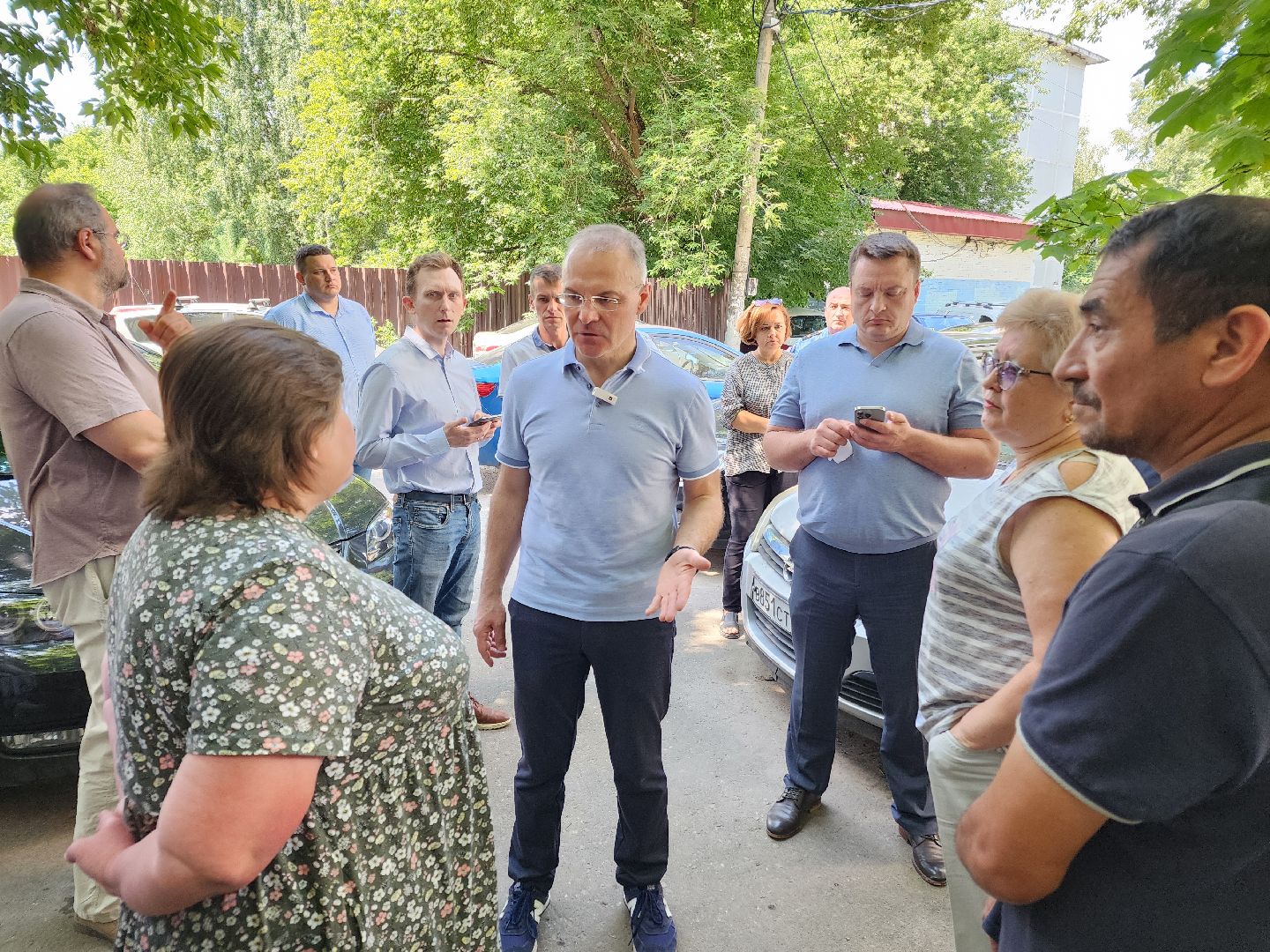 Чехов, депутат госдумы рф, александр коган, встреча с жителями, обращения жителей, переход домов в другую ук, проблемы жкх, подвалы, кровля, уборка подъездов и дворов, мбу чеховское благоустройство, госжилинспекция,